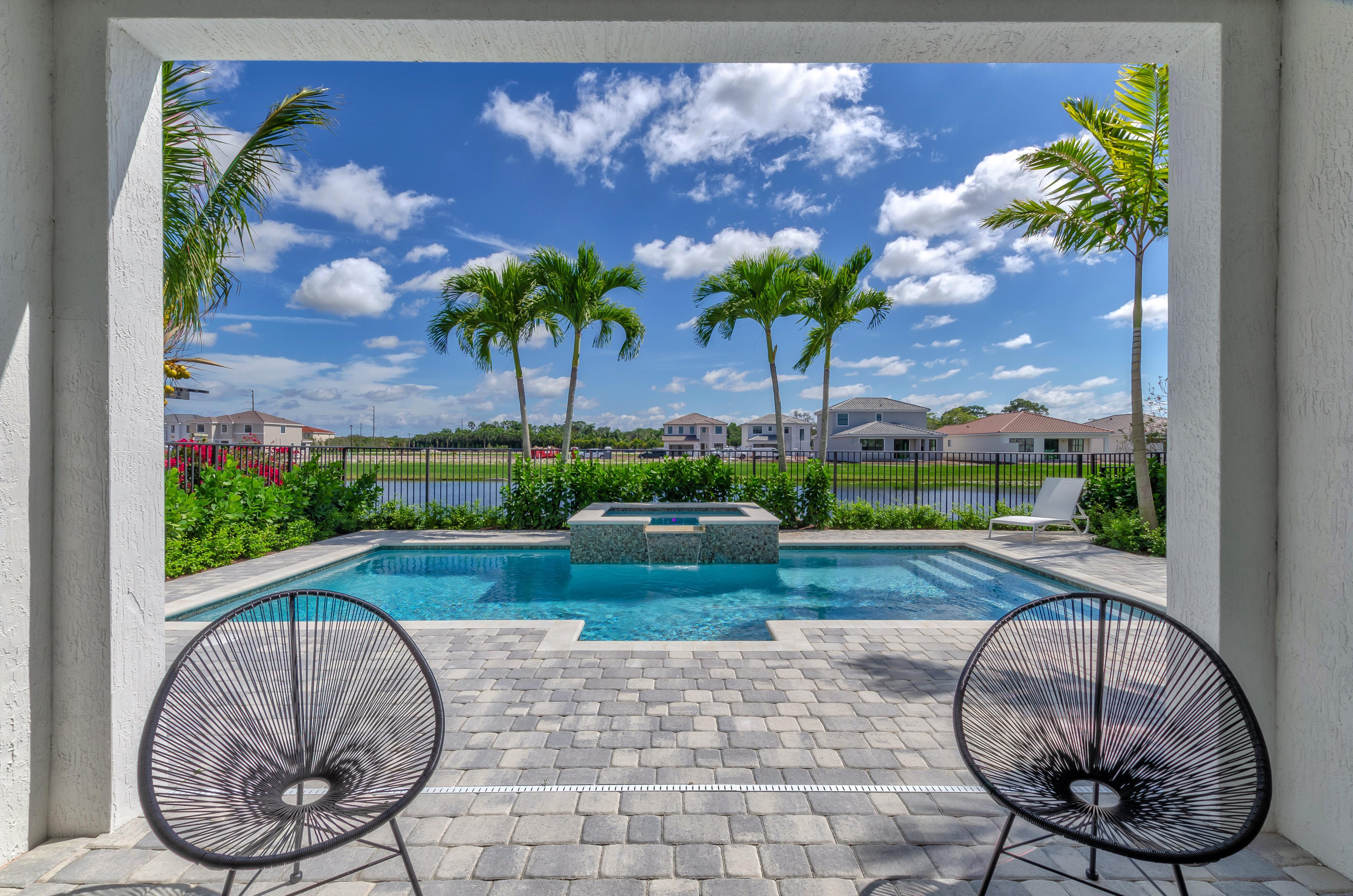 Builder Images 4 Out of 7