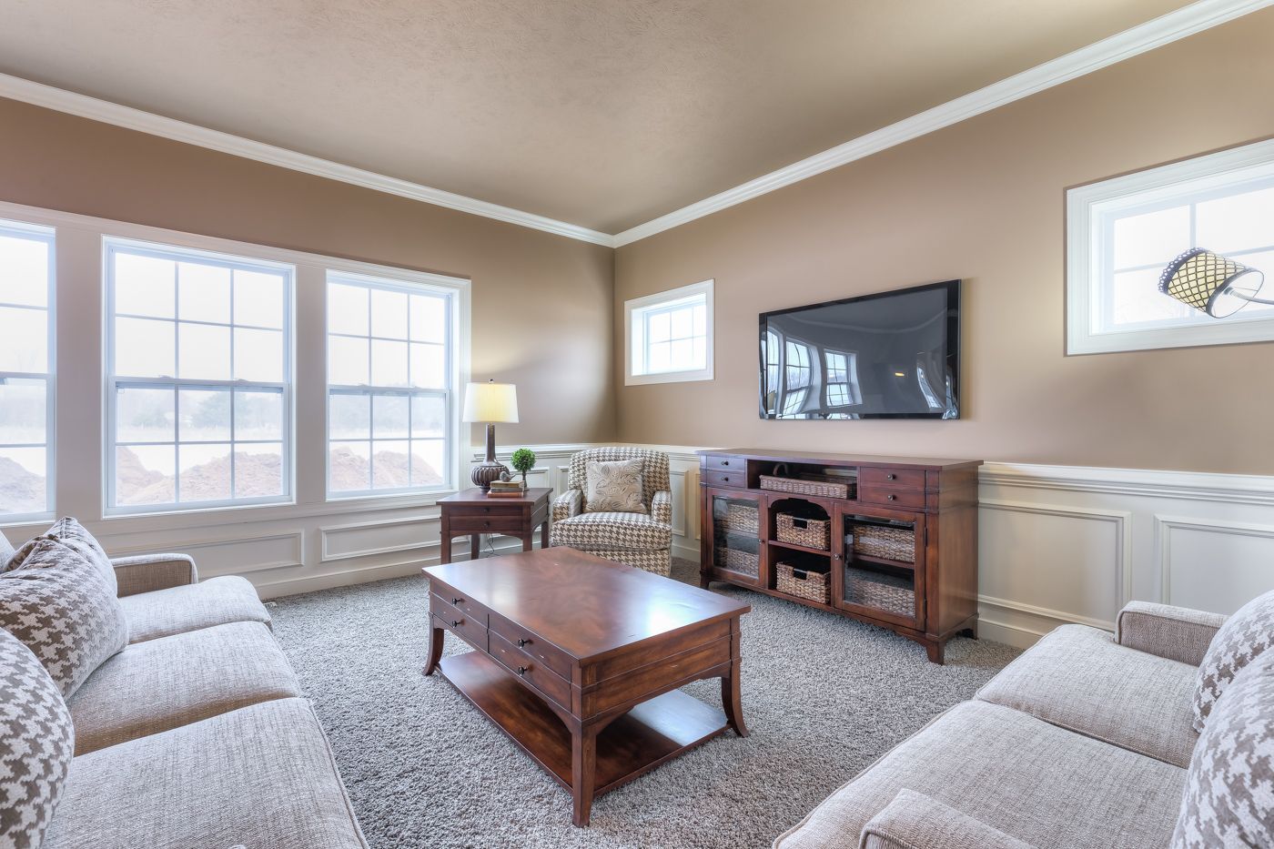 Builder Images 4 Out of 16