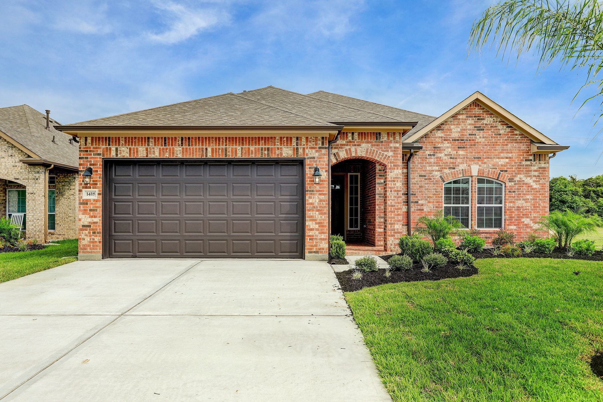 Builder Images 2 Out of 24