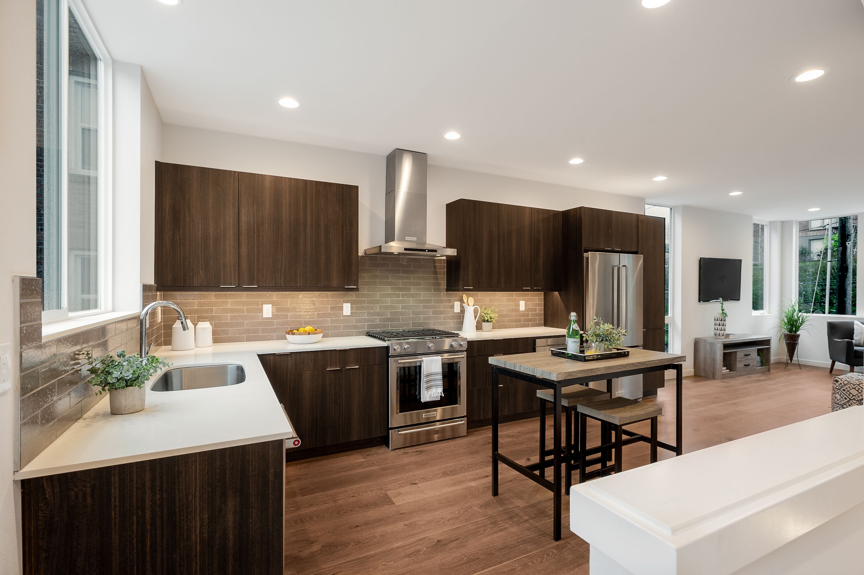 Builder Images 20 Out of 24