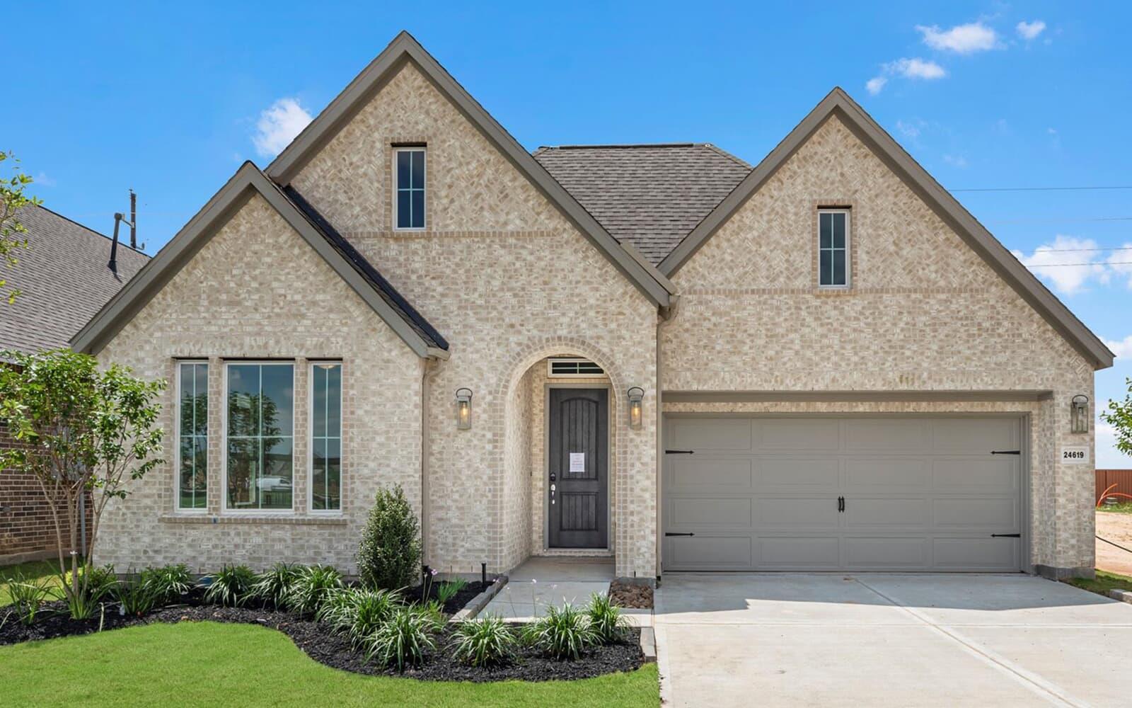 Builder Images 2 Out of 24