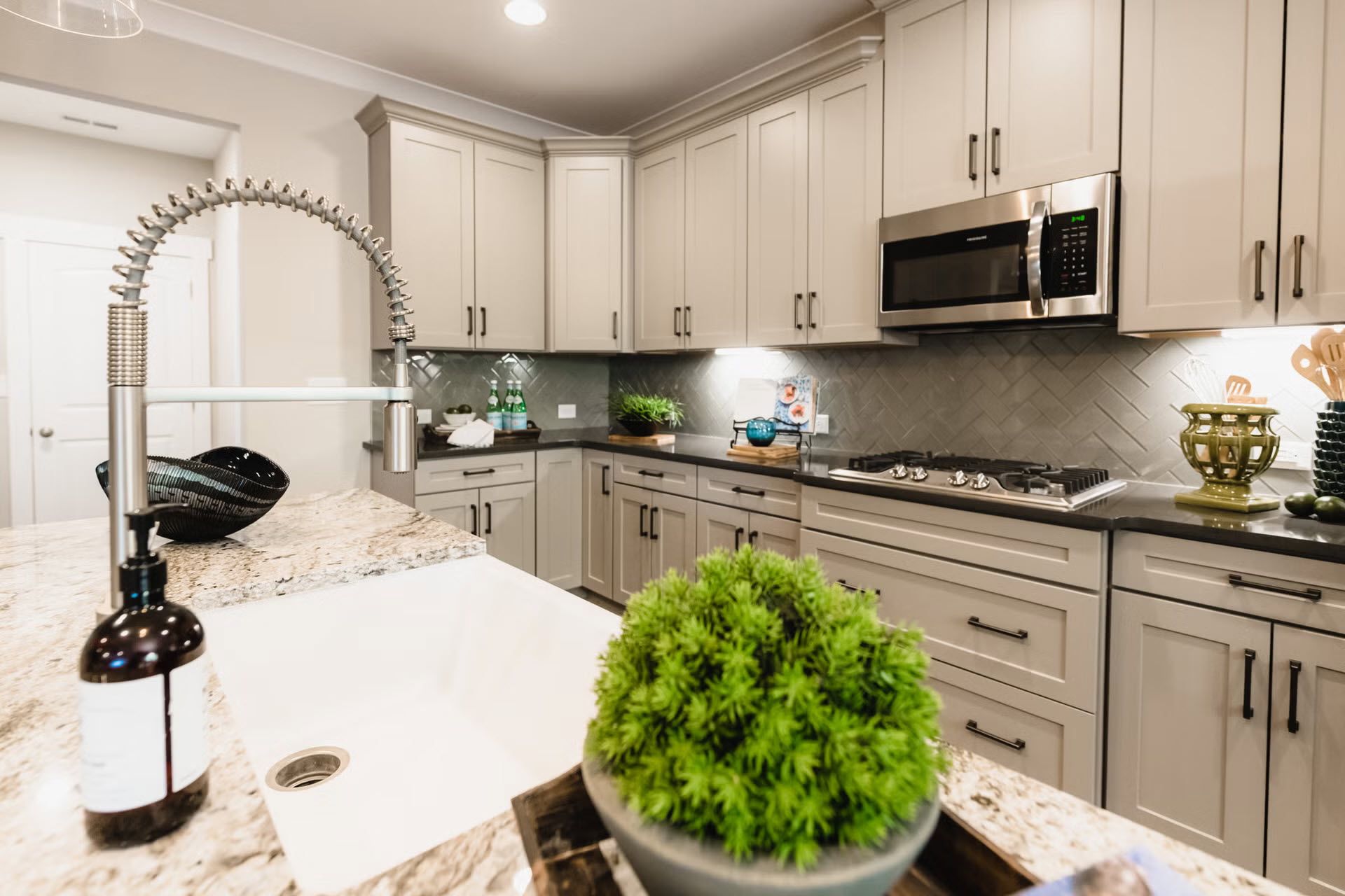 Builder Images 18 Out of 24