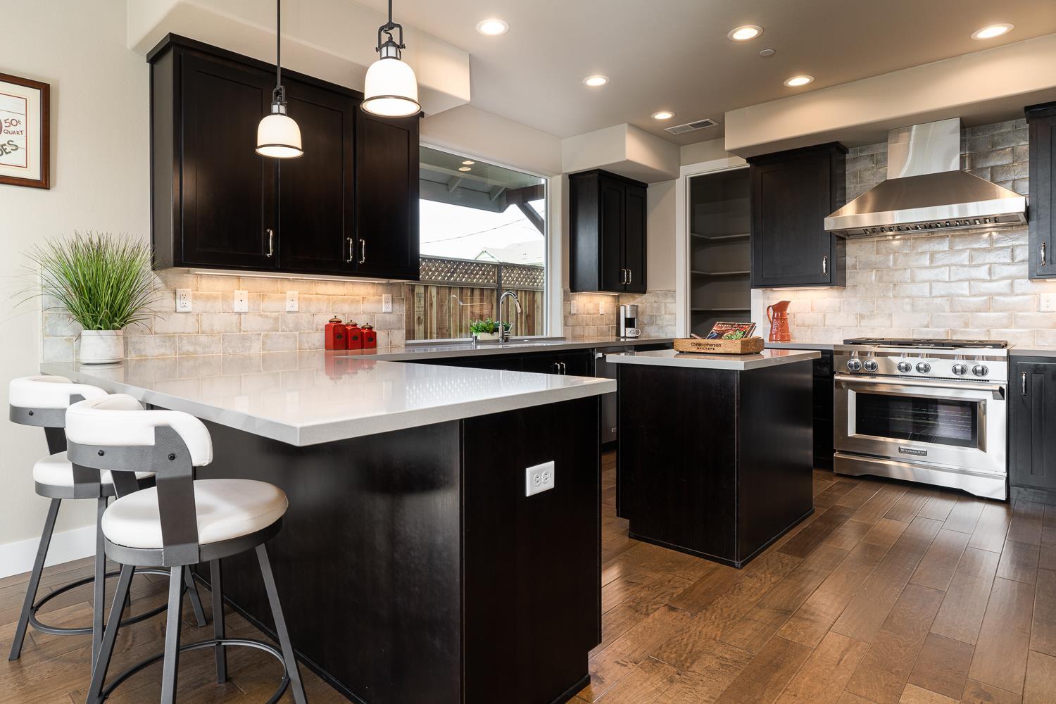 Builder Images 11 Out of 24