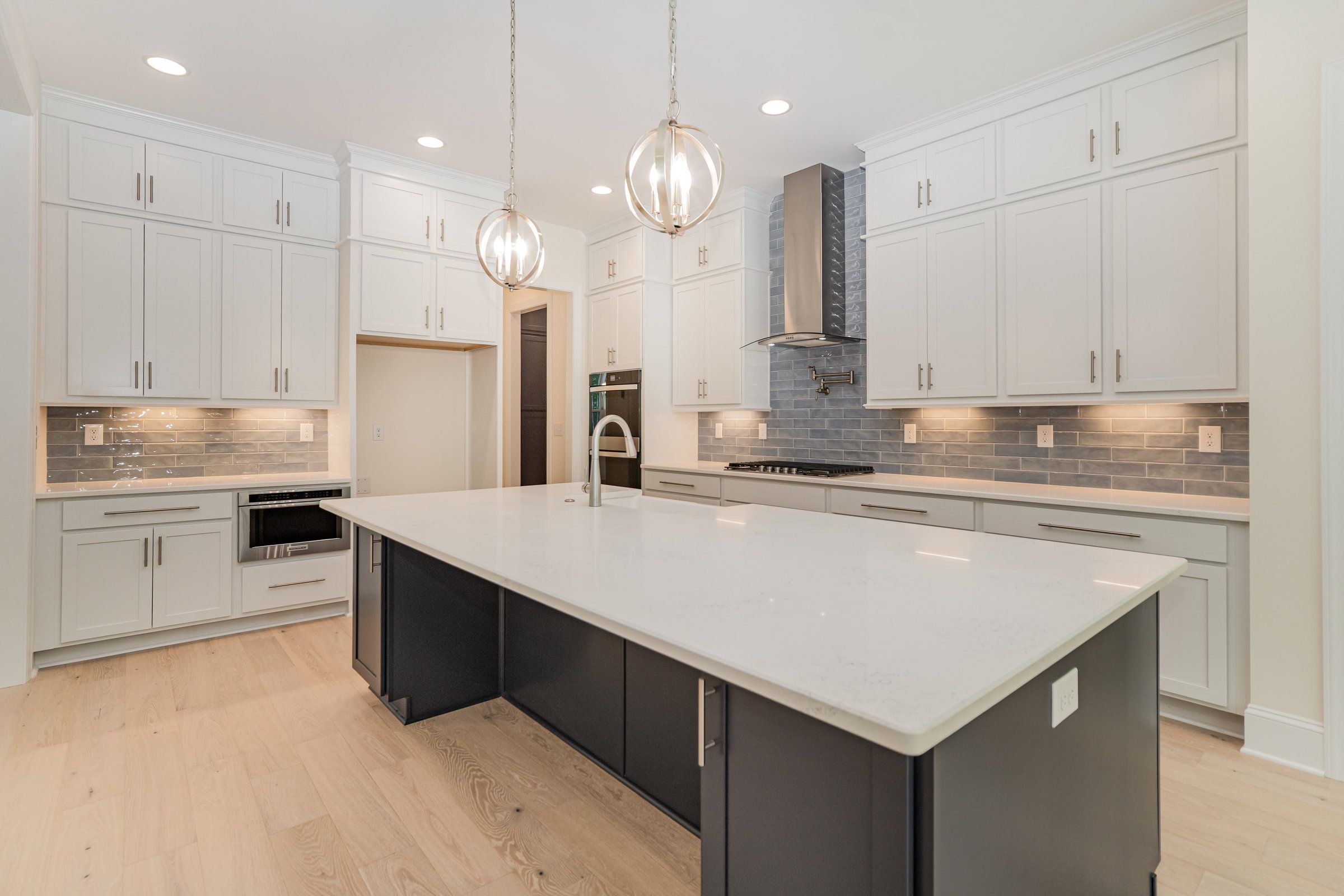 Builder Images 4 Out of 20