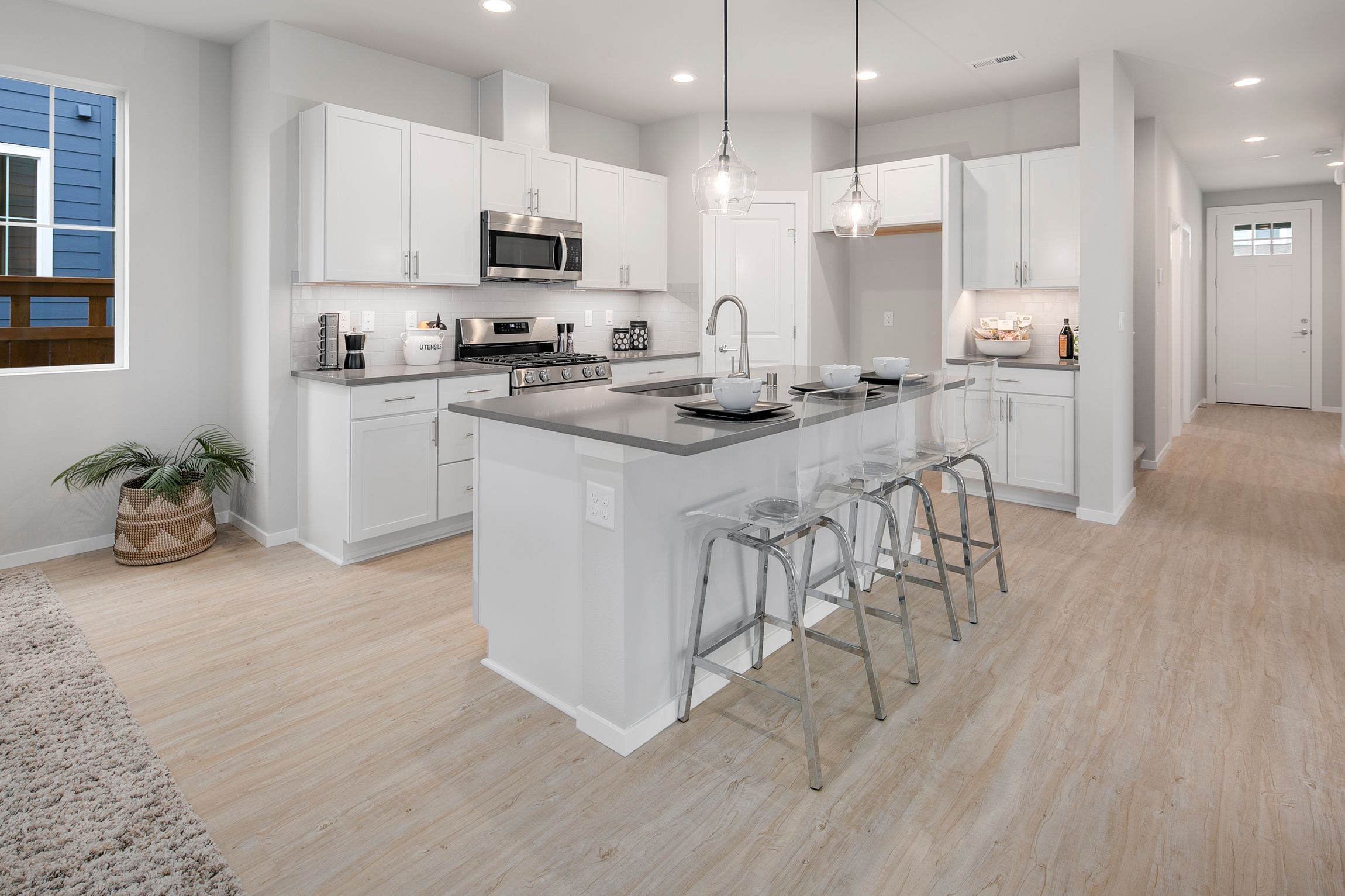 Builder Images 12 Out of 24