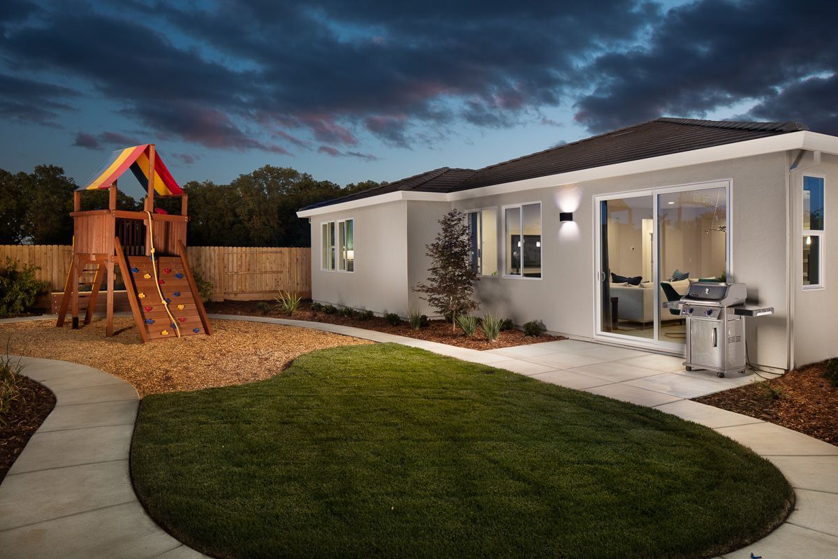 Builder Images 4 Out of 24