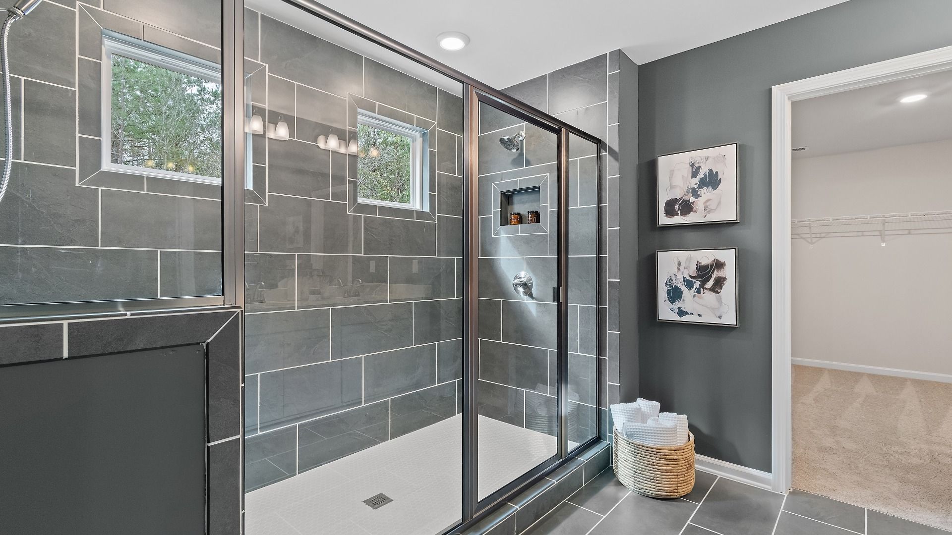 Builder Images 2 Out of 24