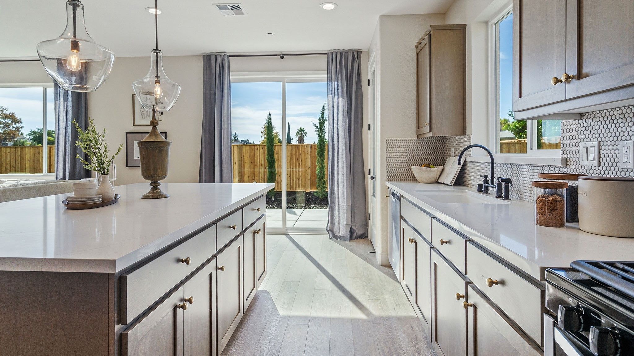 Builder Images 3 Out of 24