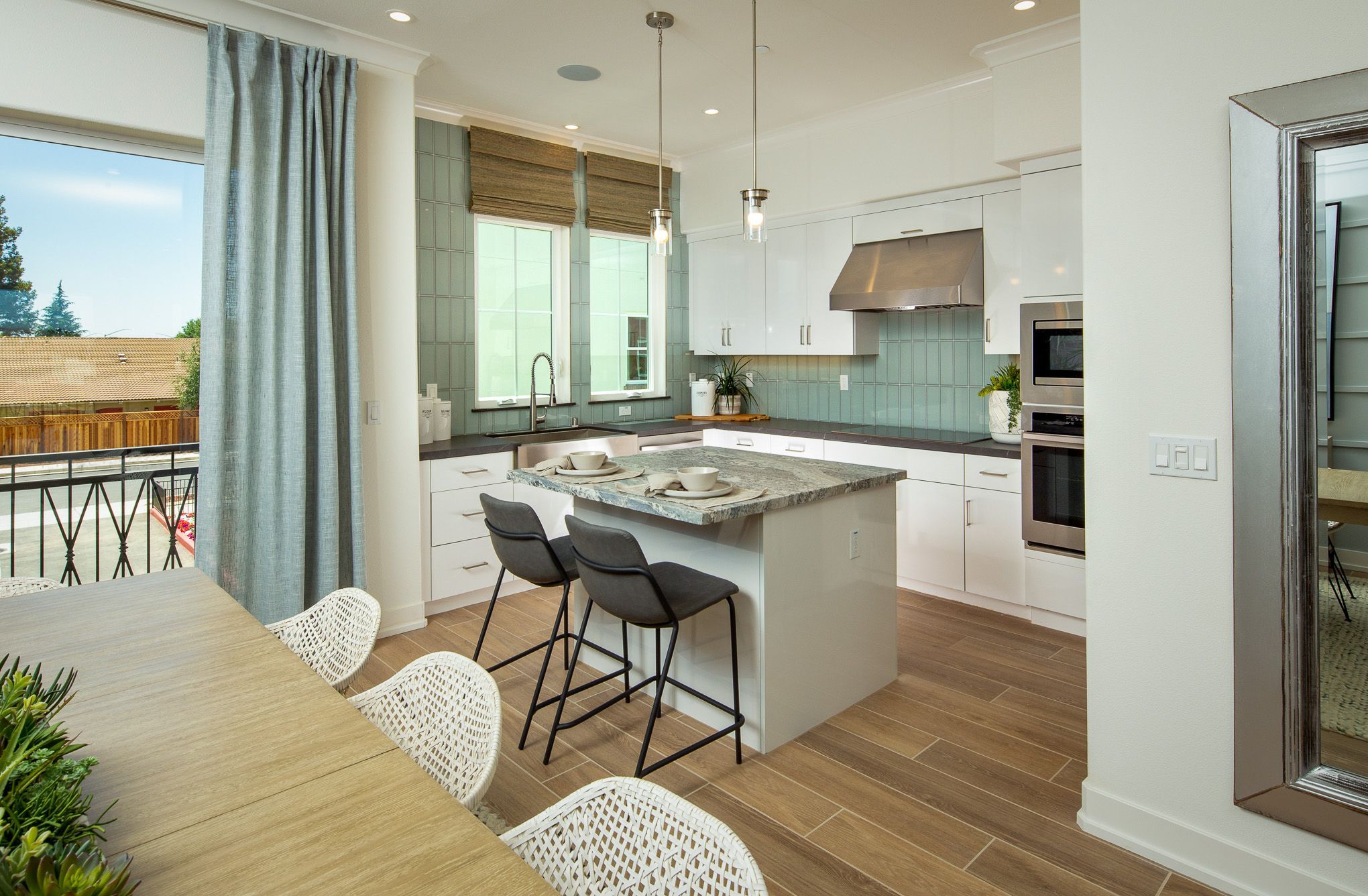 Builder Images 20 Out of 24