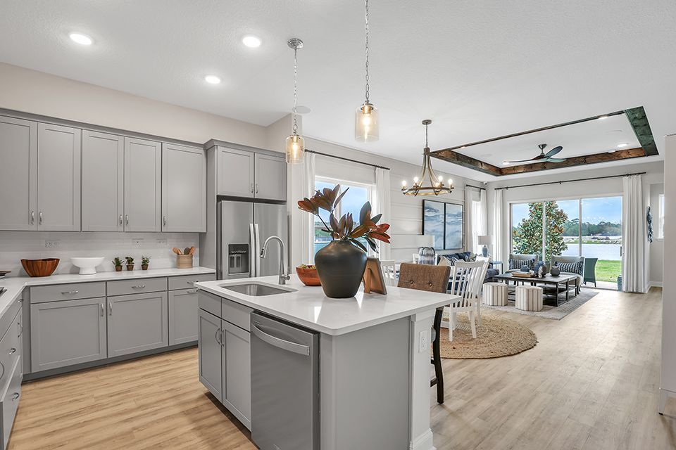 Builder Images 4 Out of 24