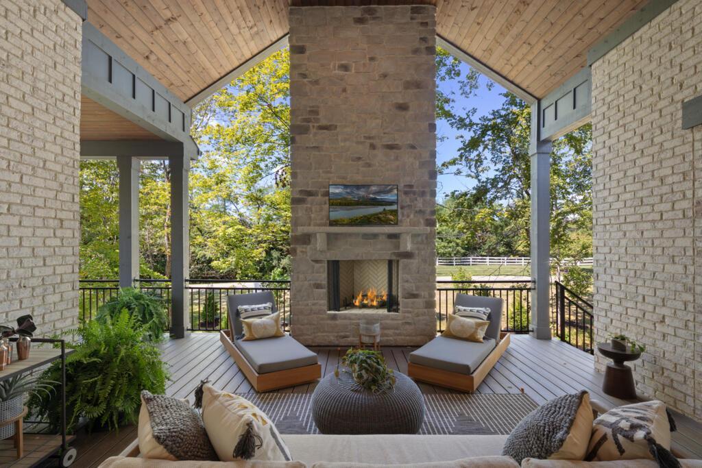 Builder Images 9 Out of 18