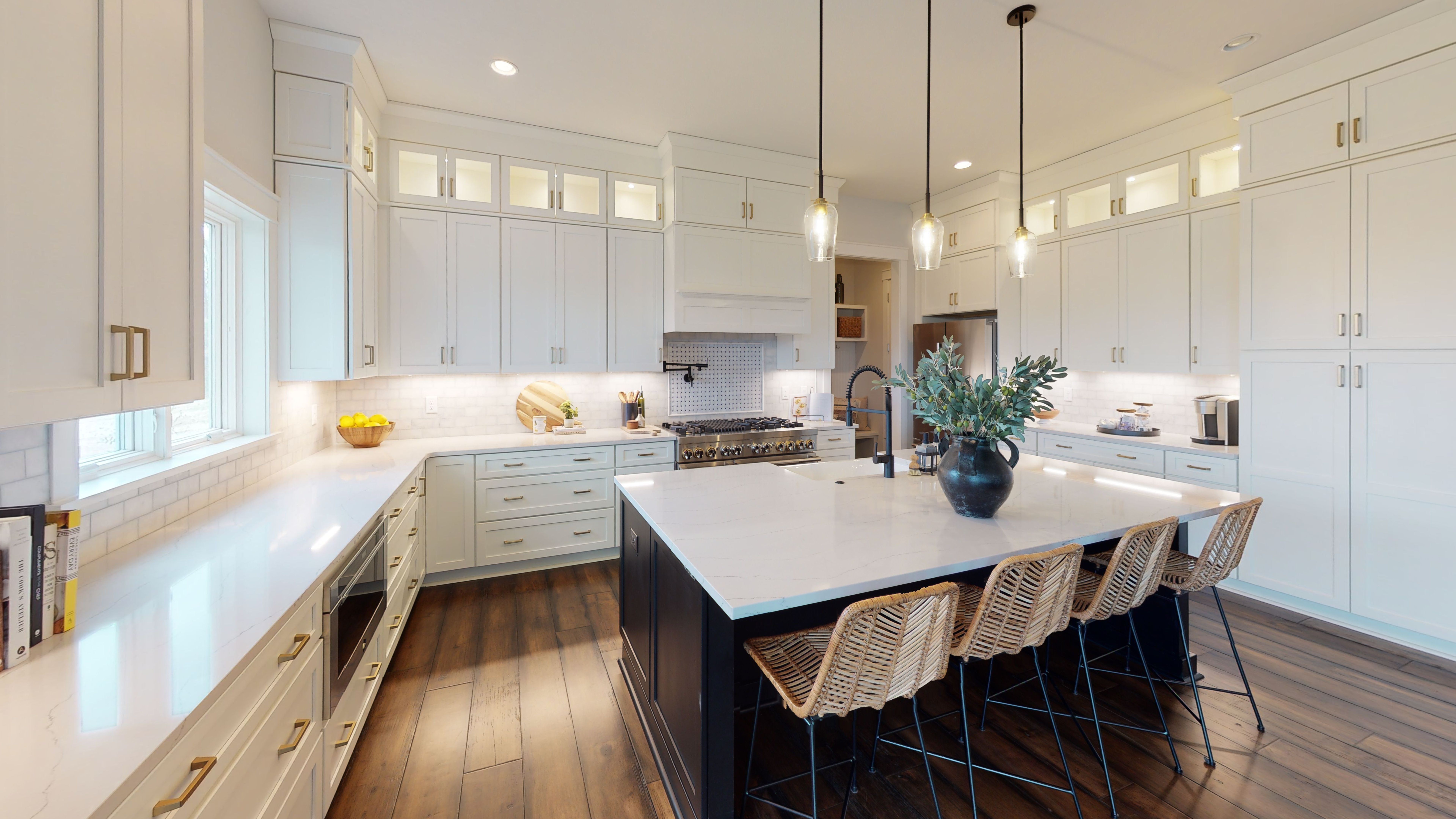 Builder Images 2 Out of 24