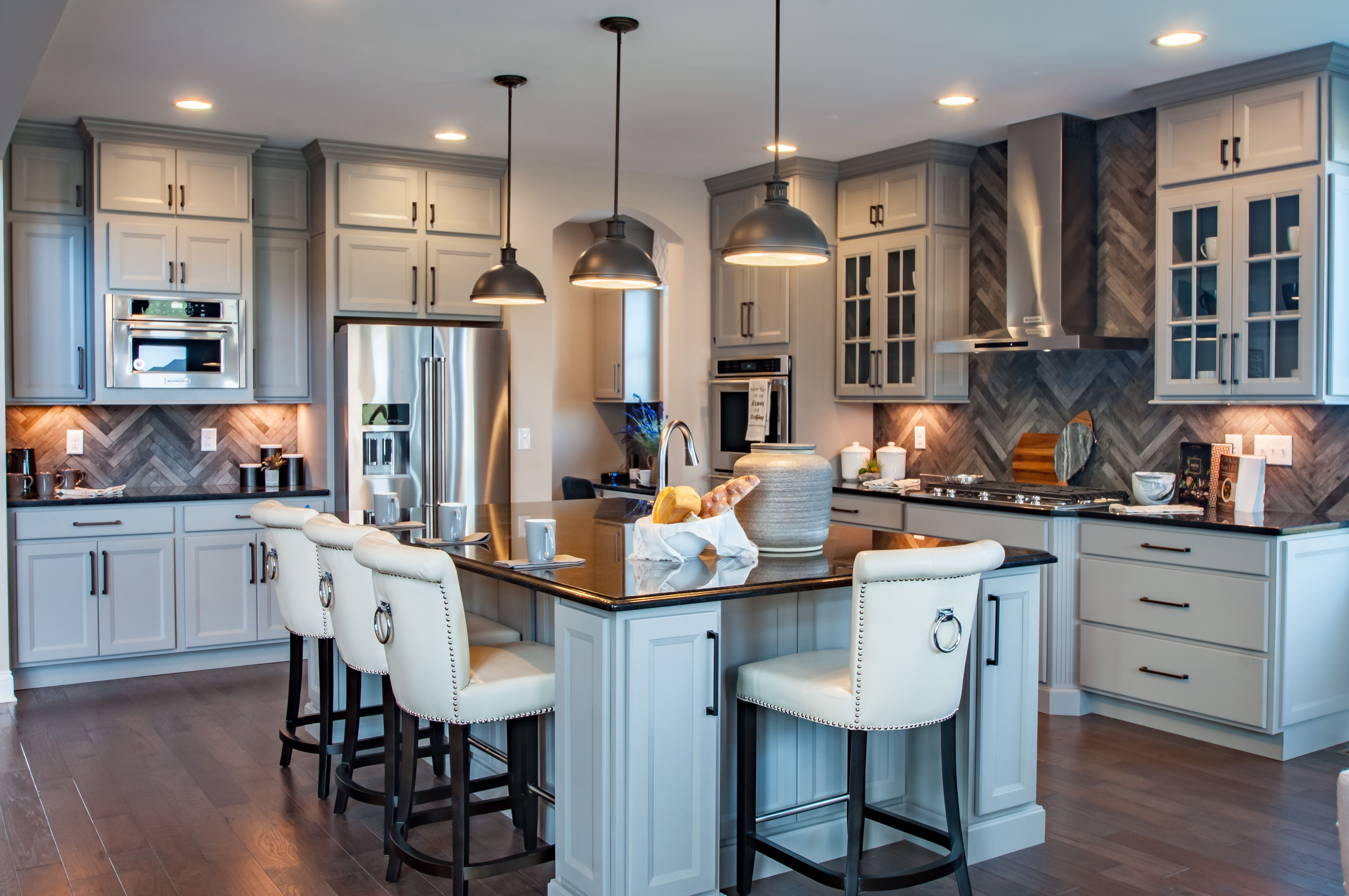 Builder Images 2 Out of 24