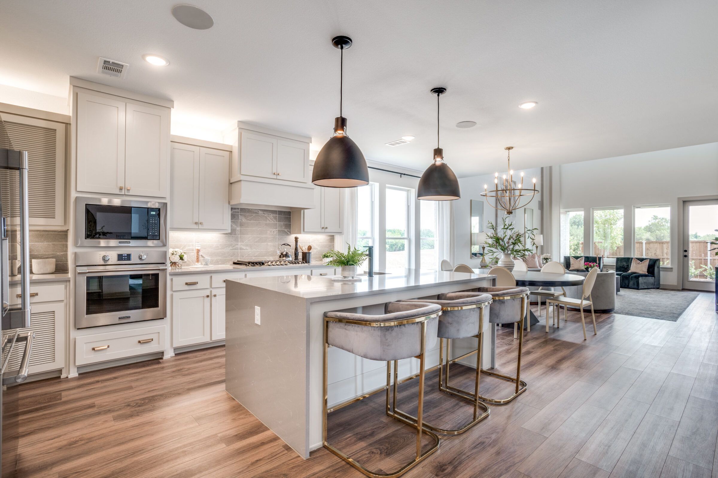 Builder Images 18 Out of 24