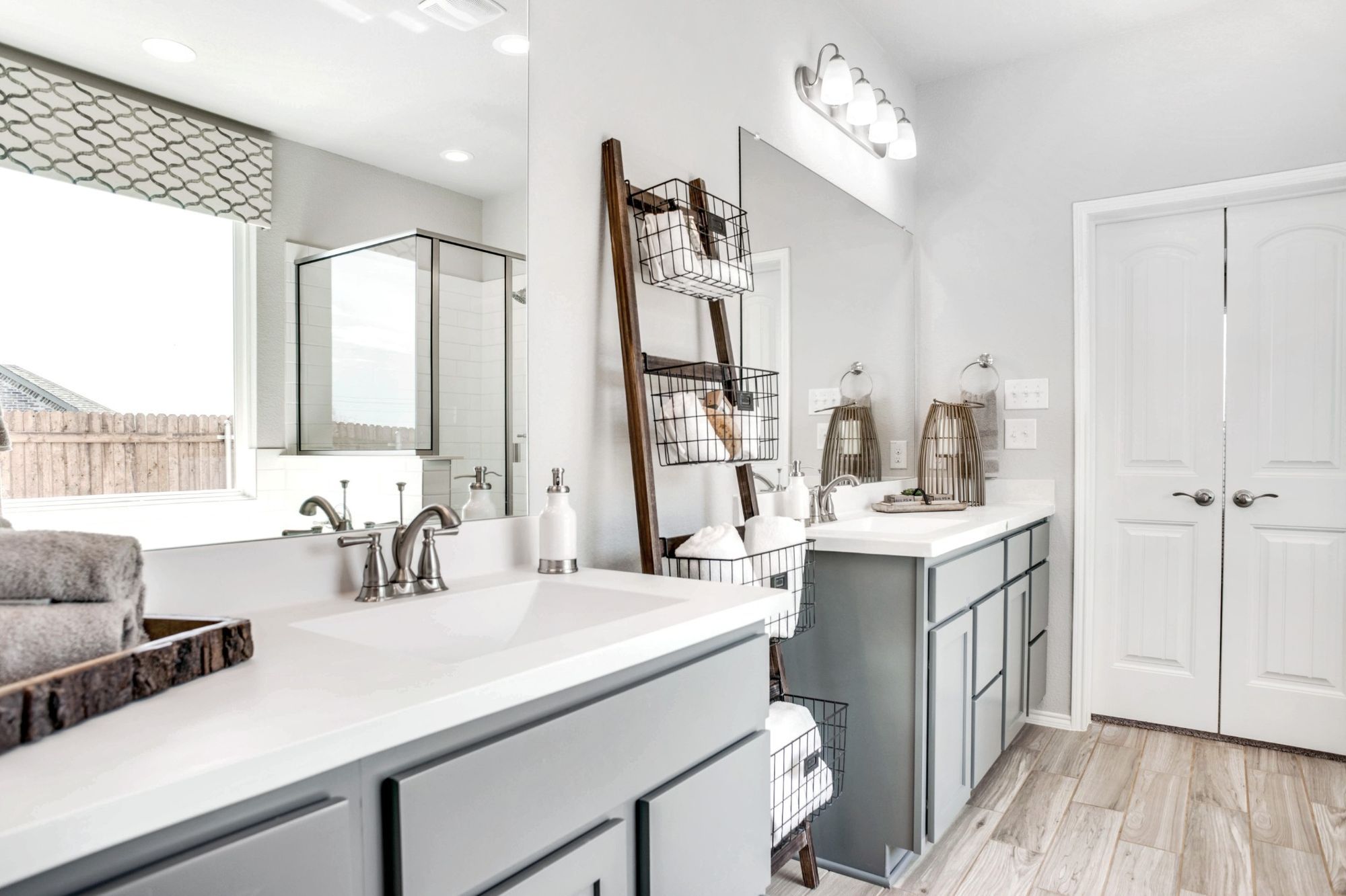 Builder Images 20 Out of 24