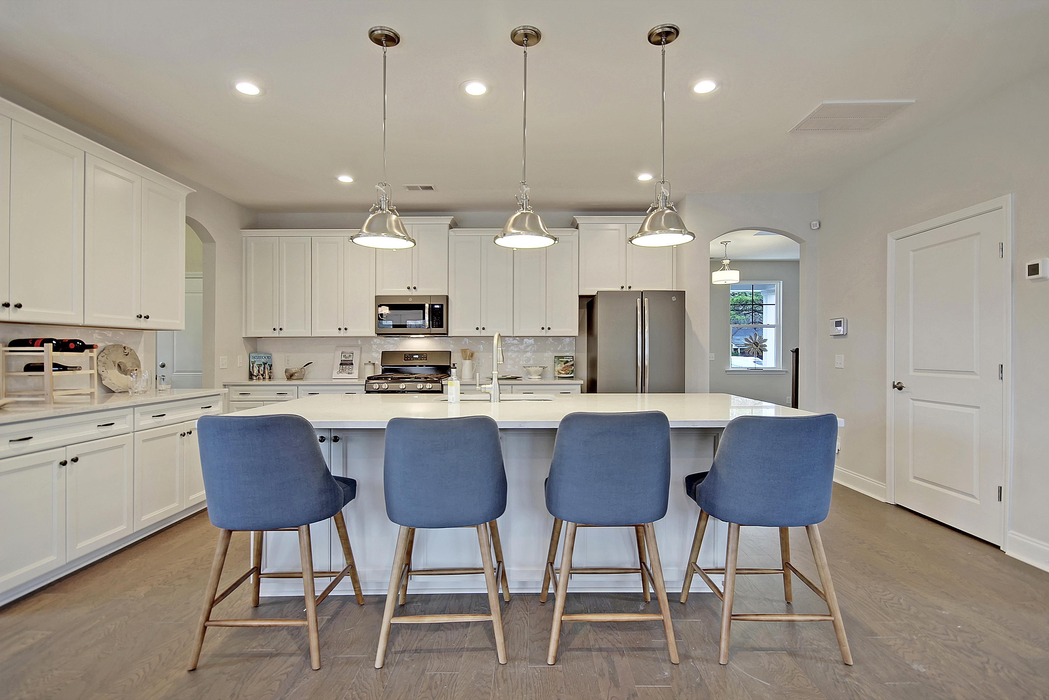 Builder Images 4 Out of 24