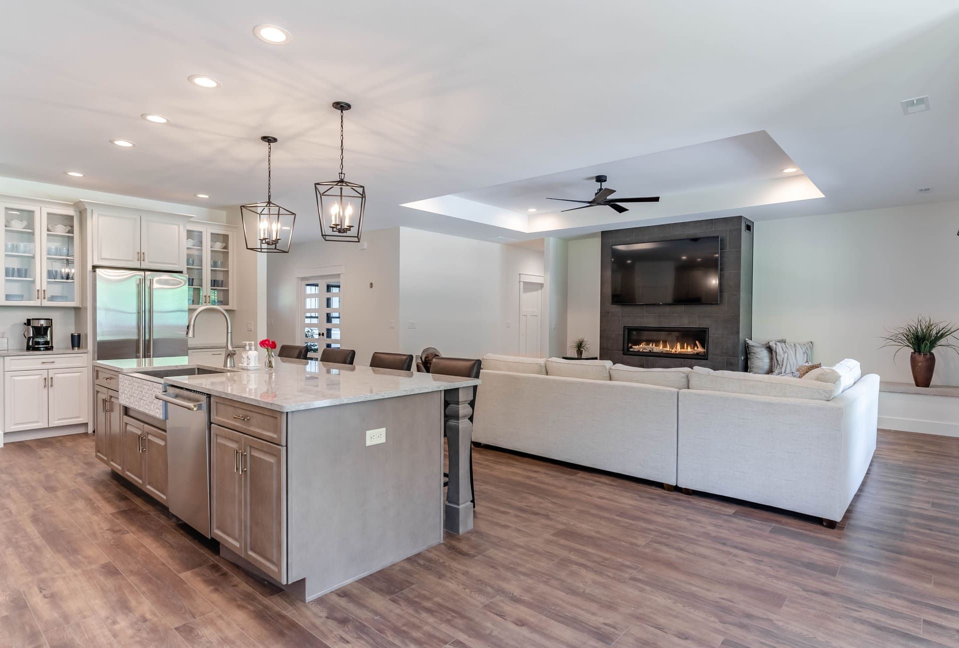 Builder Images 10 Out of 24