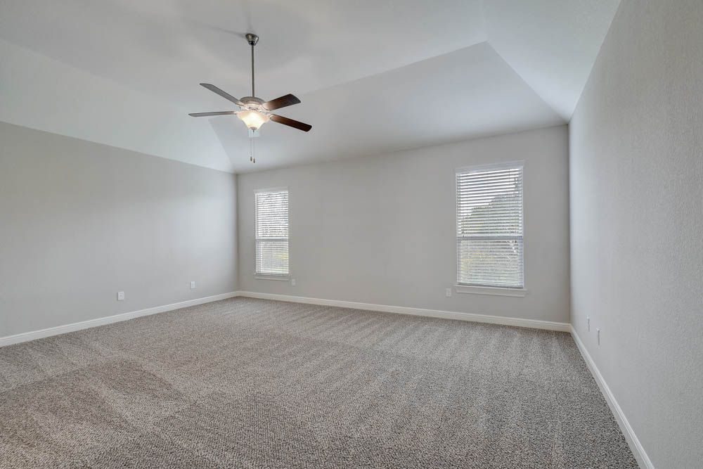 Builder Images 4 Out of 16