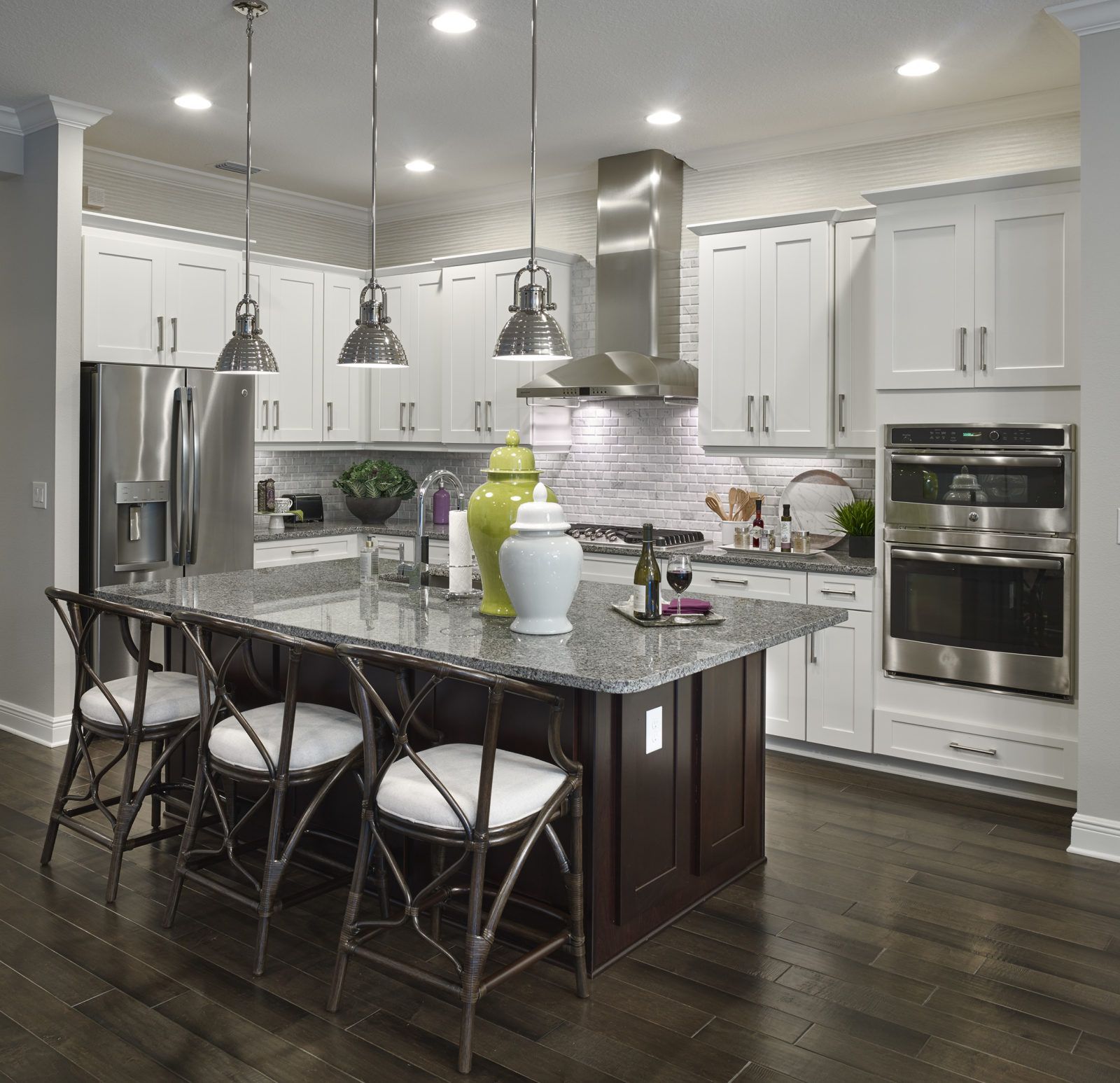 Builder Images 4 Out of 24