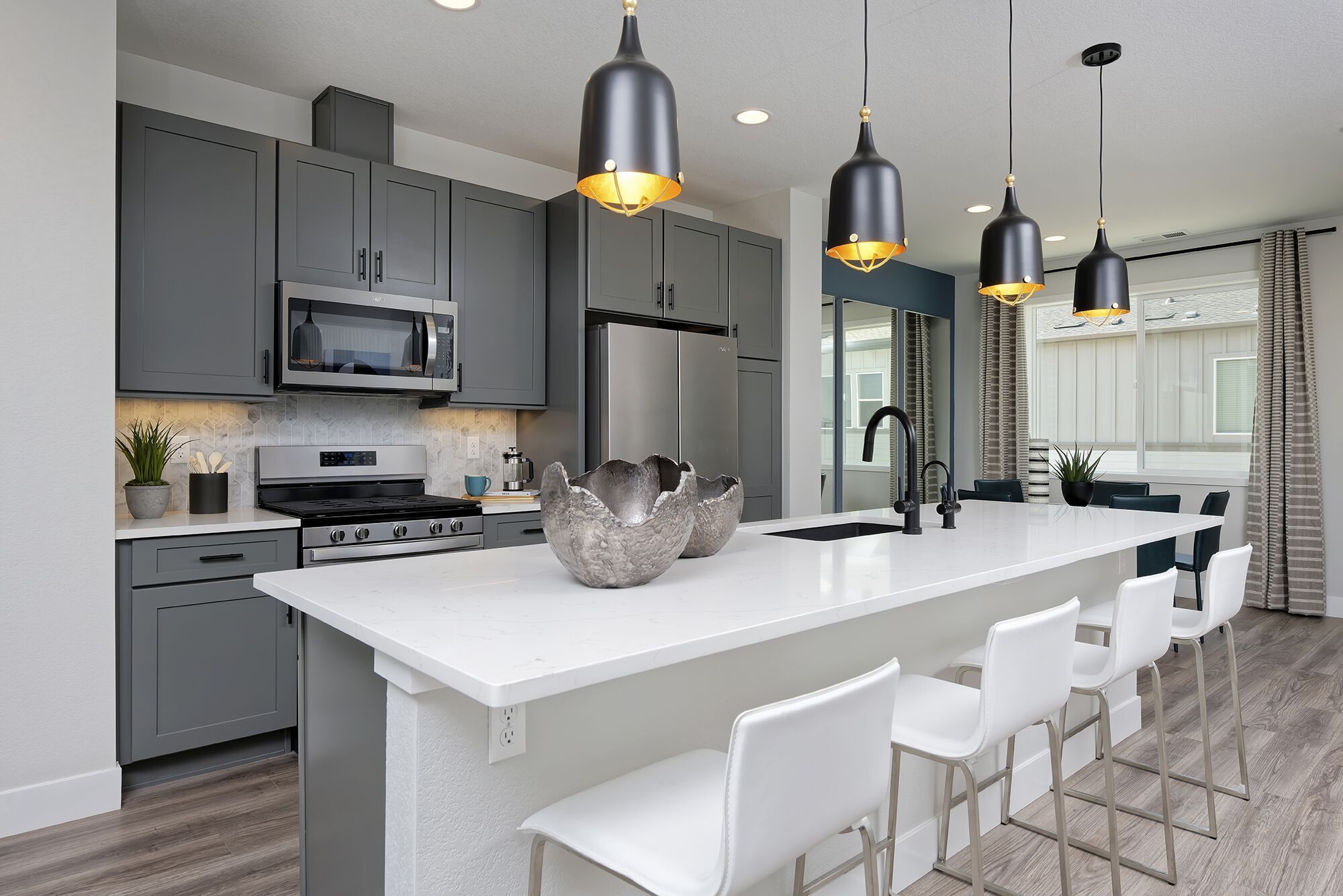 Builder Images 2 Out of 24