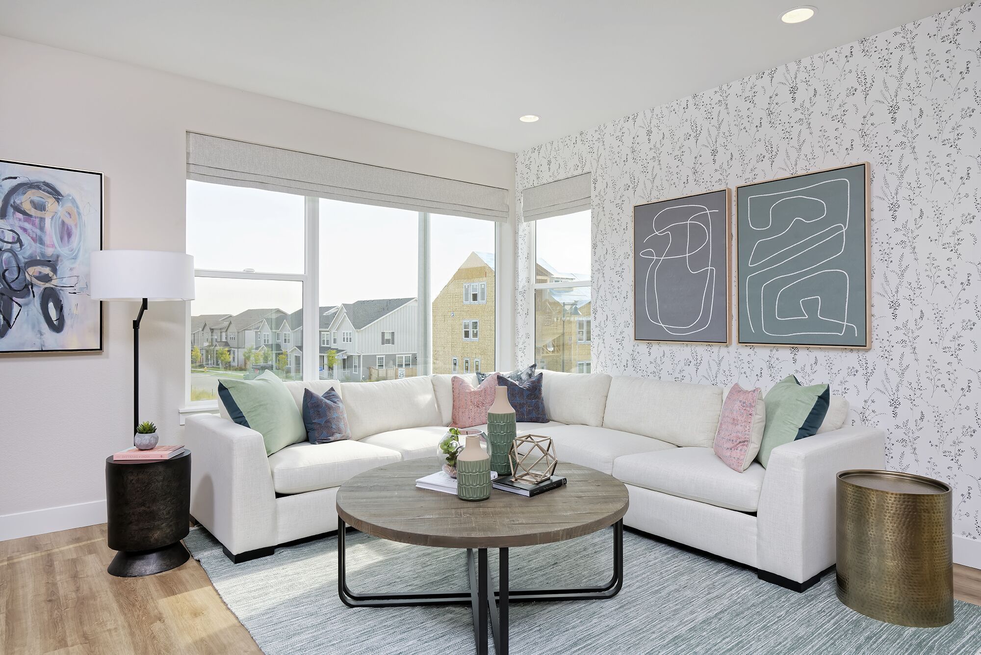 Builder Images 4 Out of 24