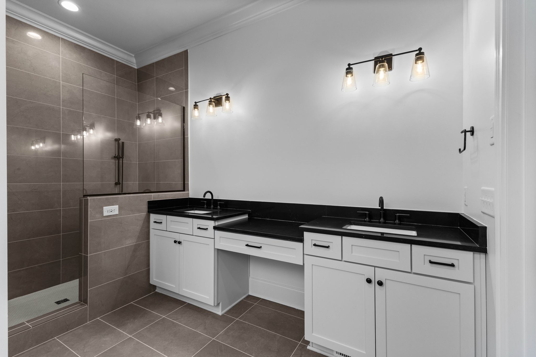 Builder Images 20 Out of 24