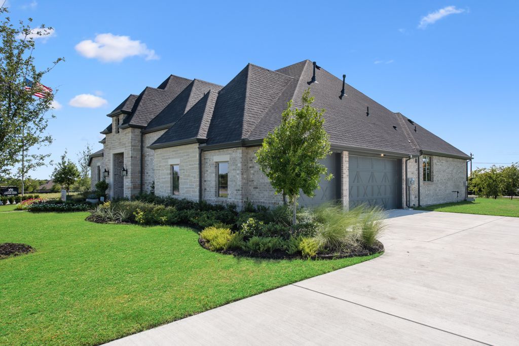 Builder Images 6 Out of 20