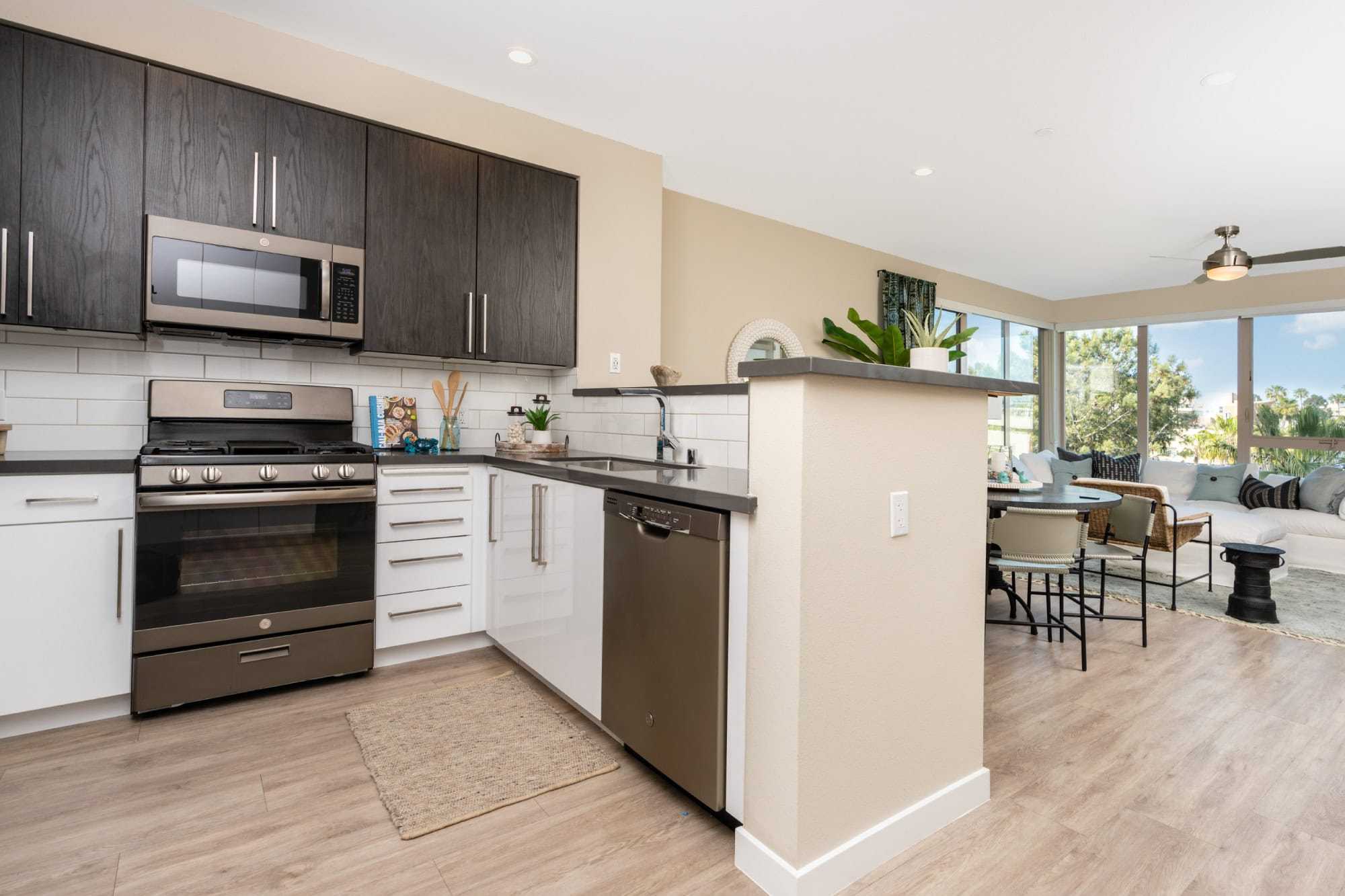 Builder Images 6 Out of 24