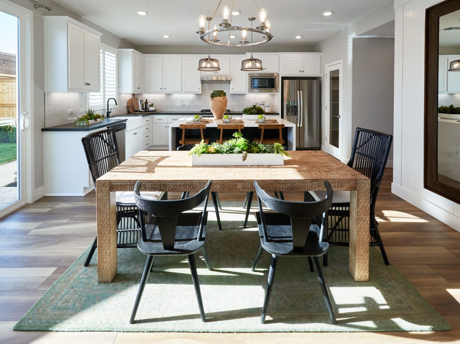 Builder Images 4 Out of 24