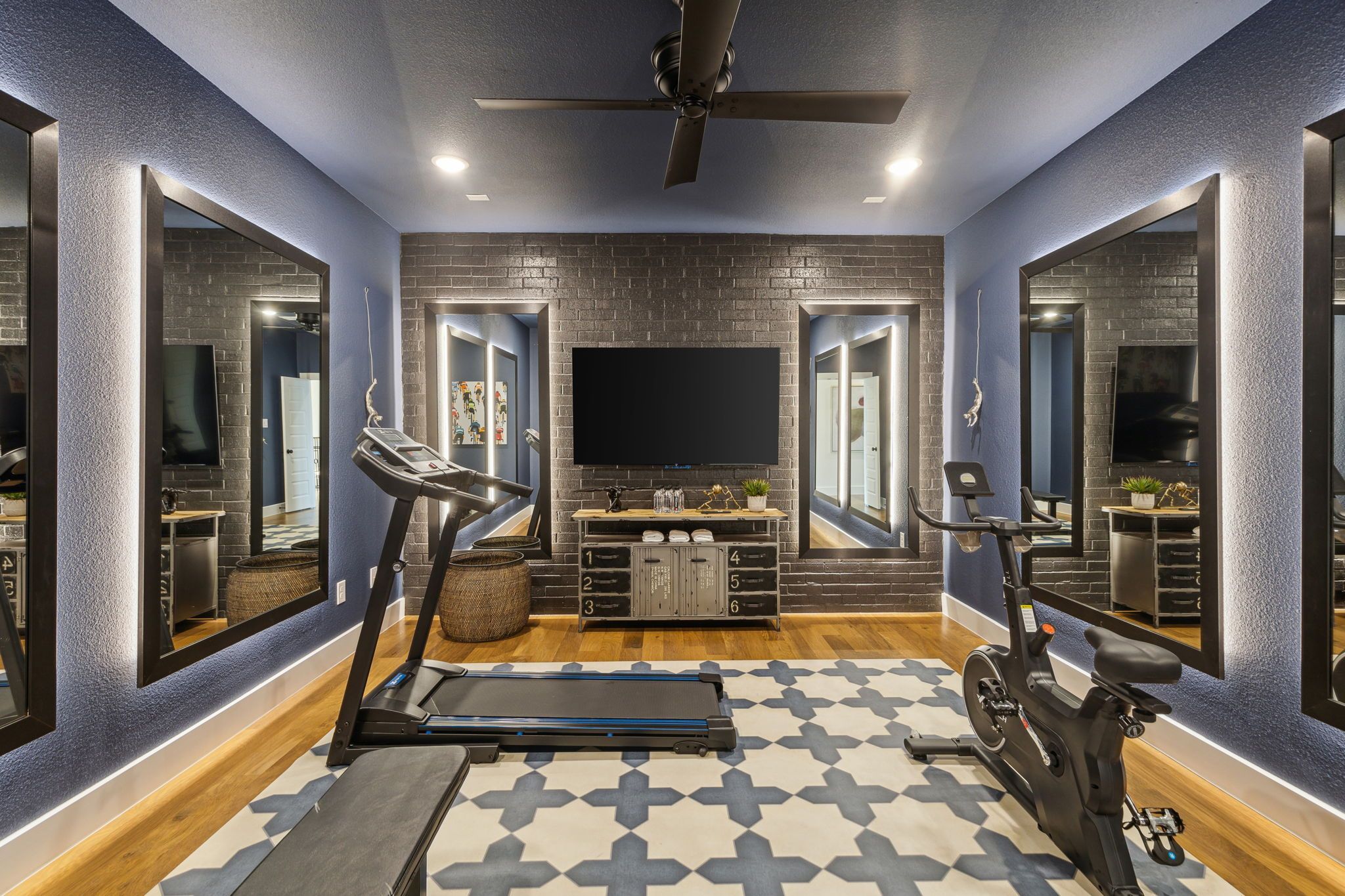 Builder Images 11 Out of 24