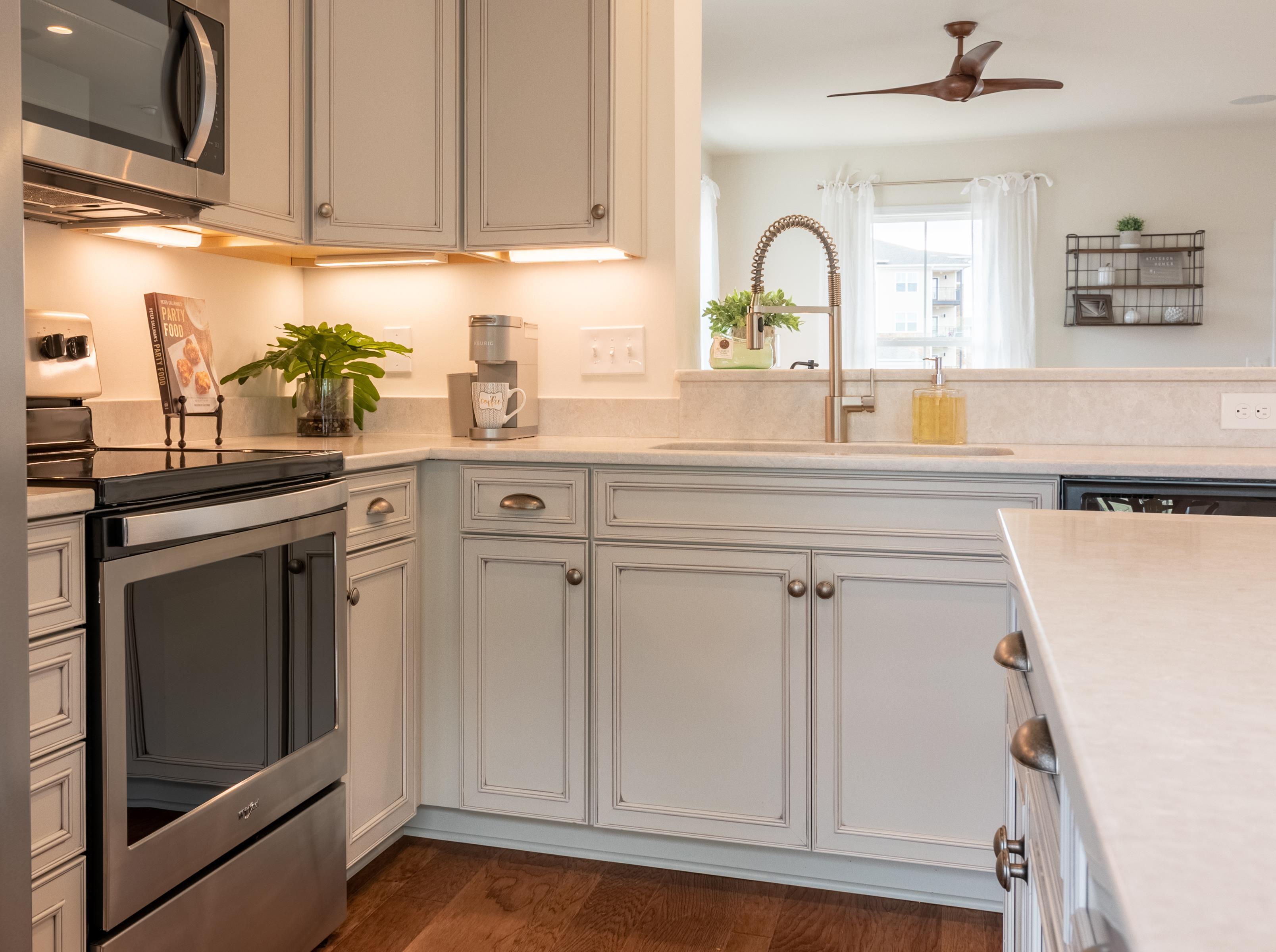 Builder Images 4 Out of 24