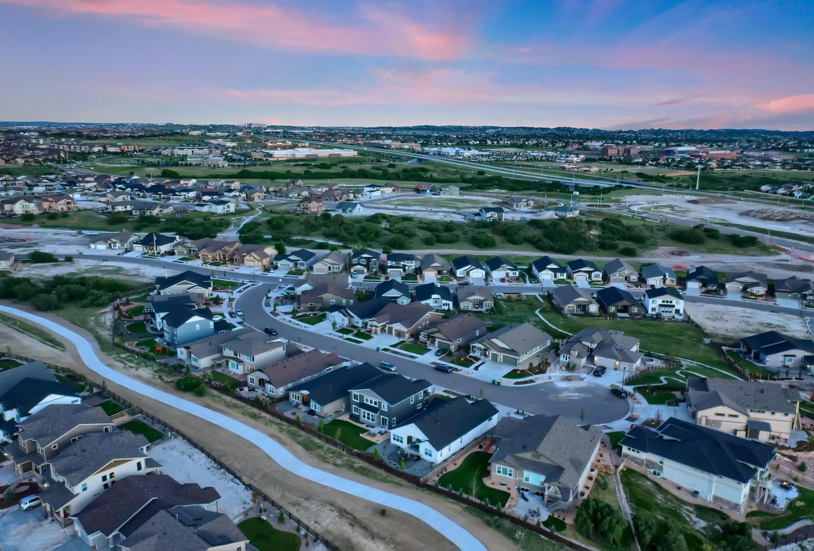 Builder Images 4 Out of 24