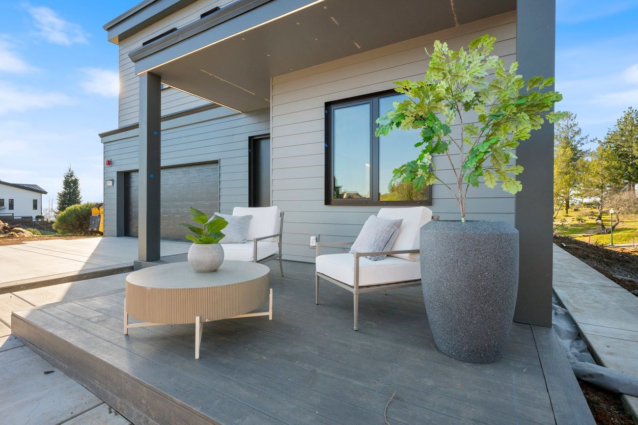 Builder Images 2 Out of 16