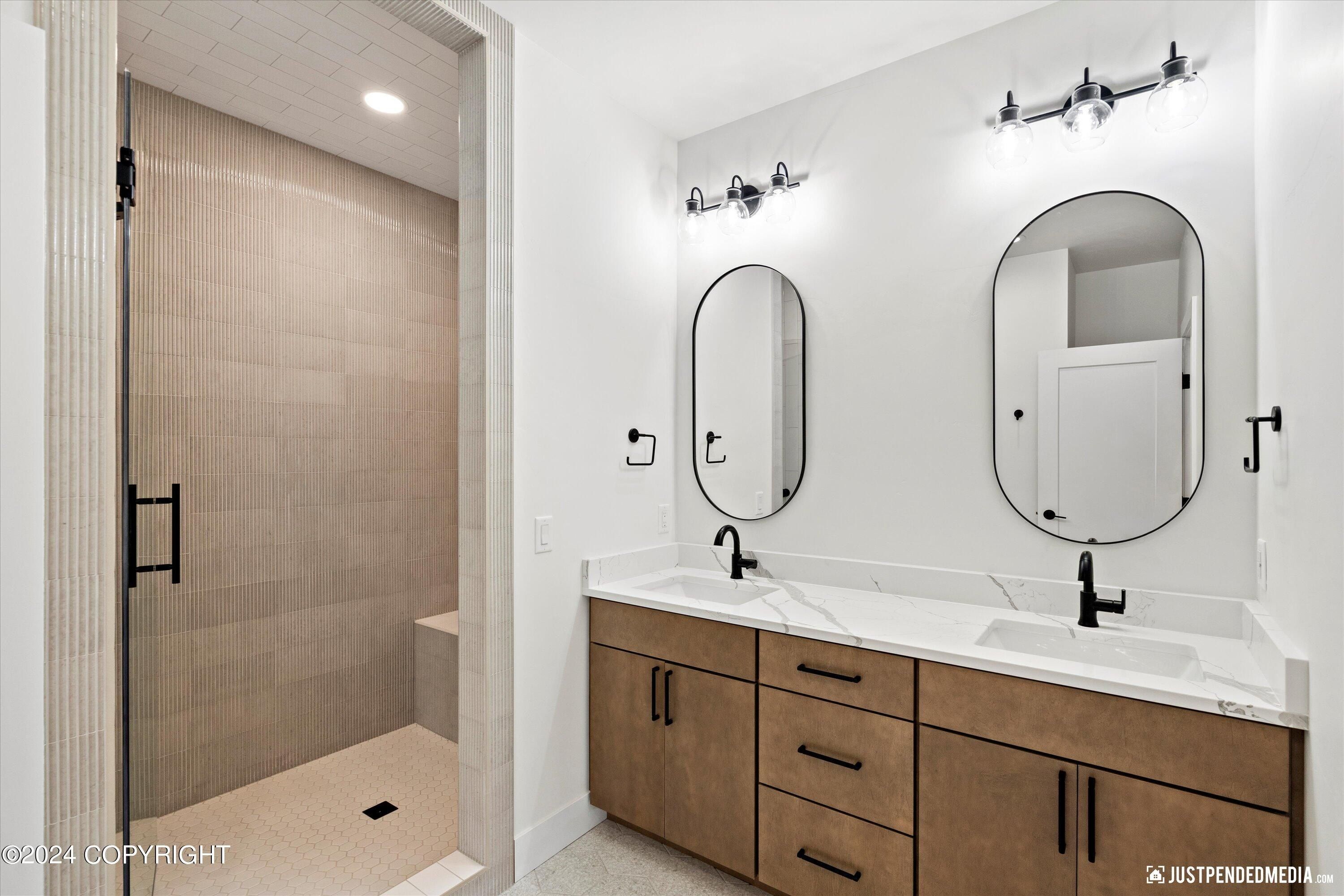 5372 Sandhill Loop. Anchorage, AK 99502