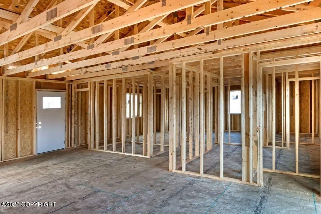 10982 W Wasey Way. Wasilla, AK 99652