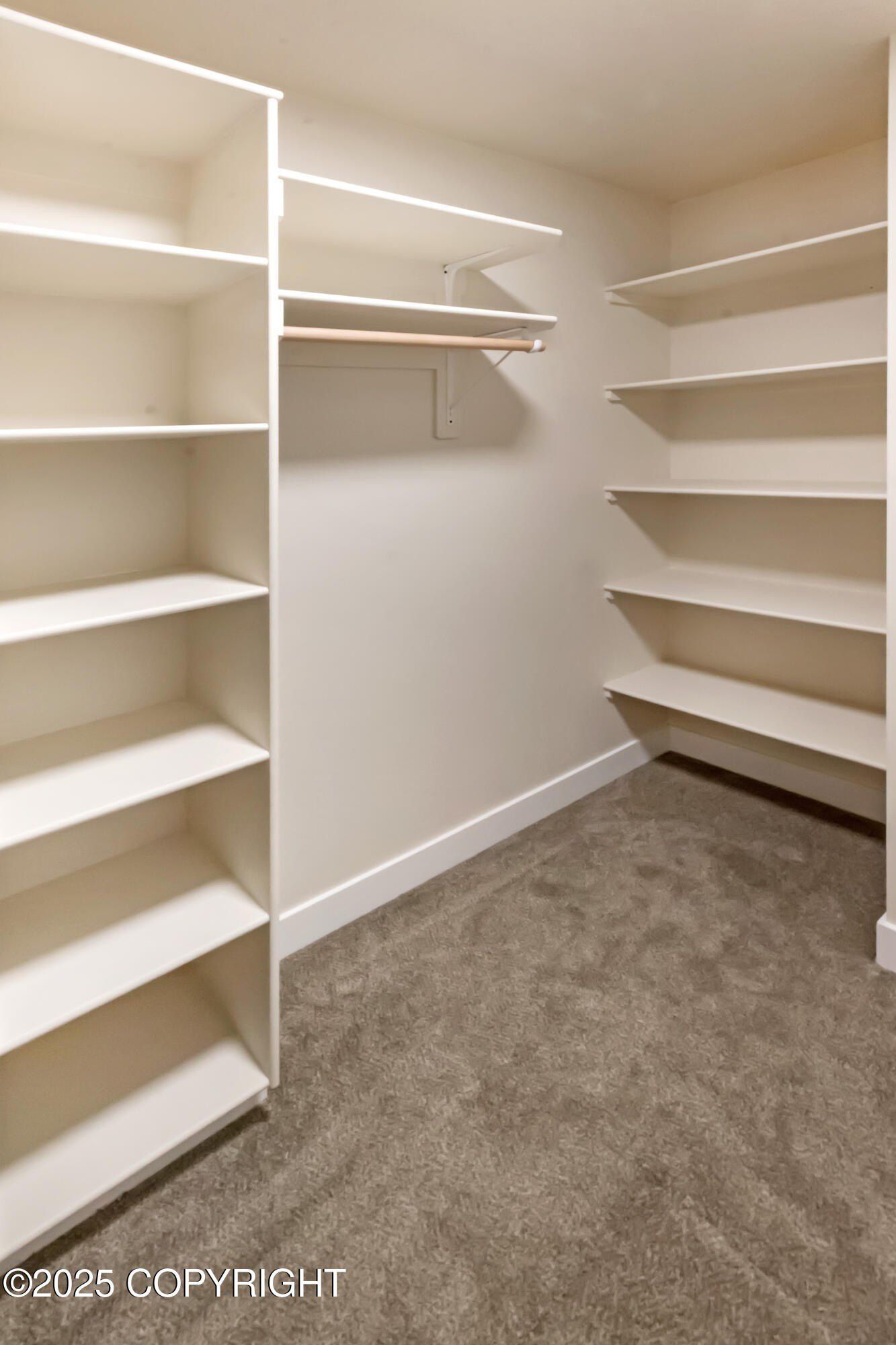 2564 N Midland Avenue. Palmer, AK 99645