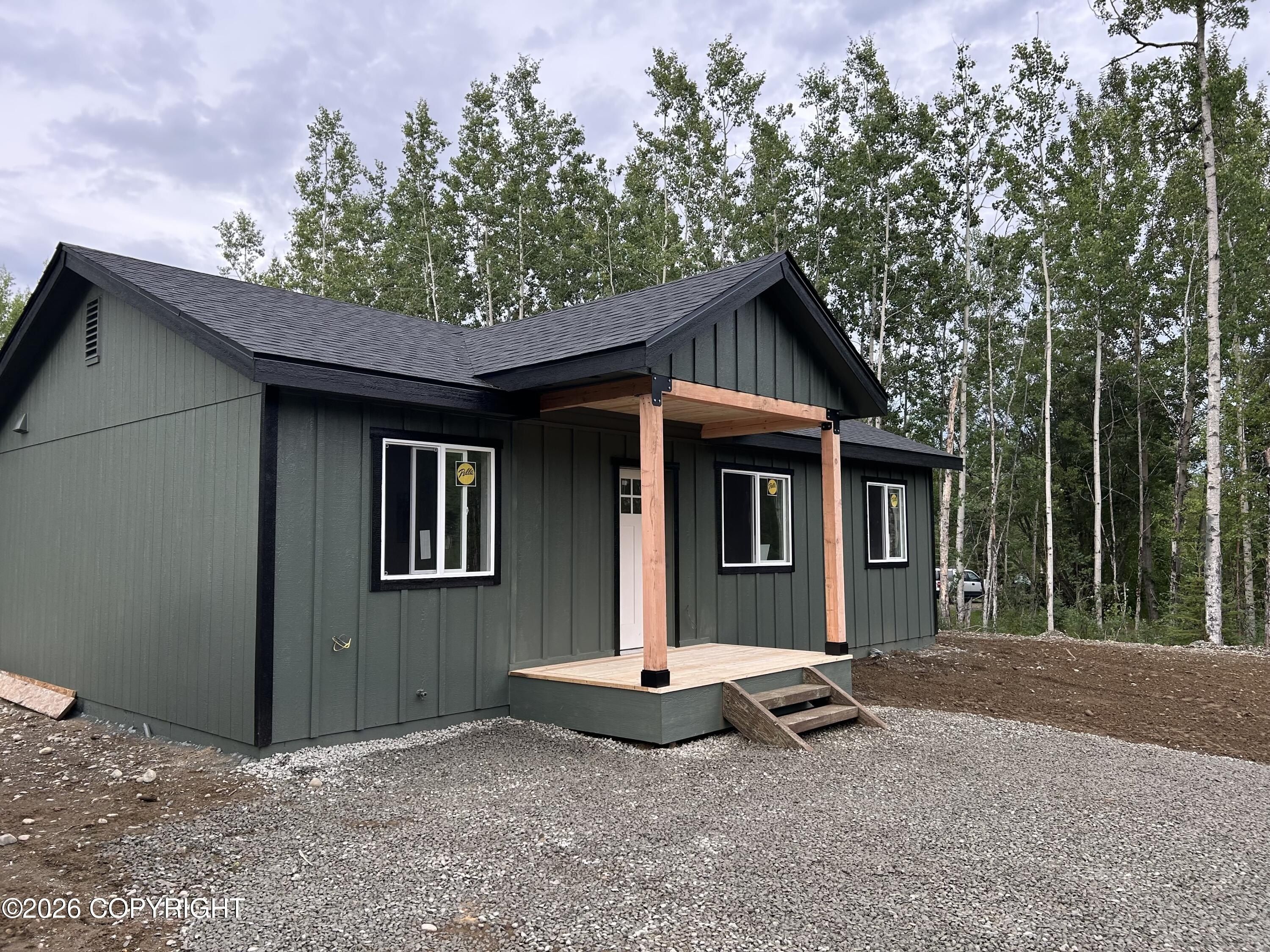 14215 W Masonic Court. Big Lake, AK 99652