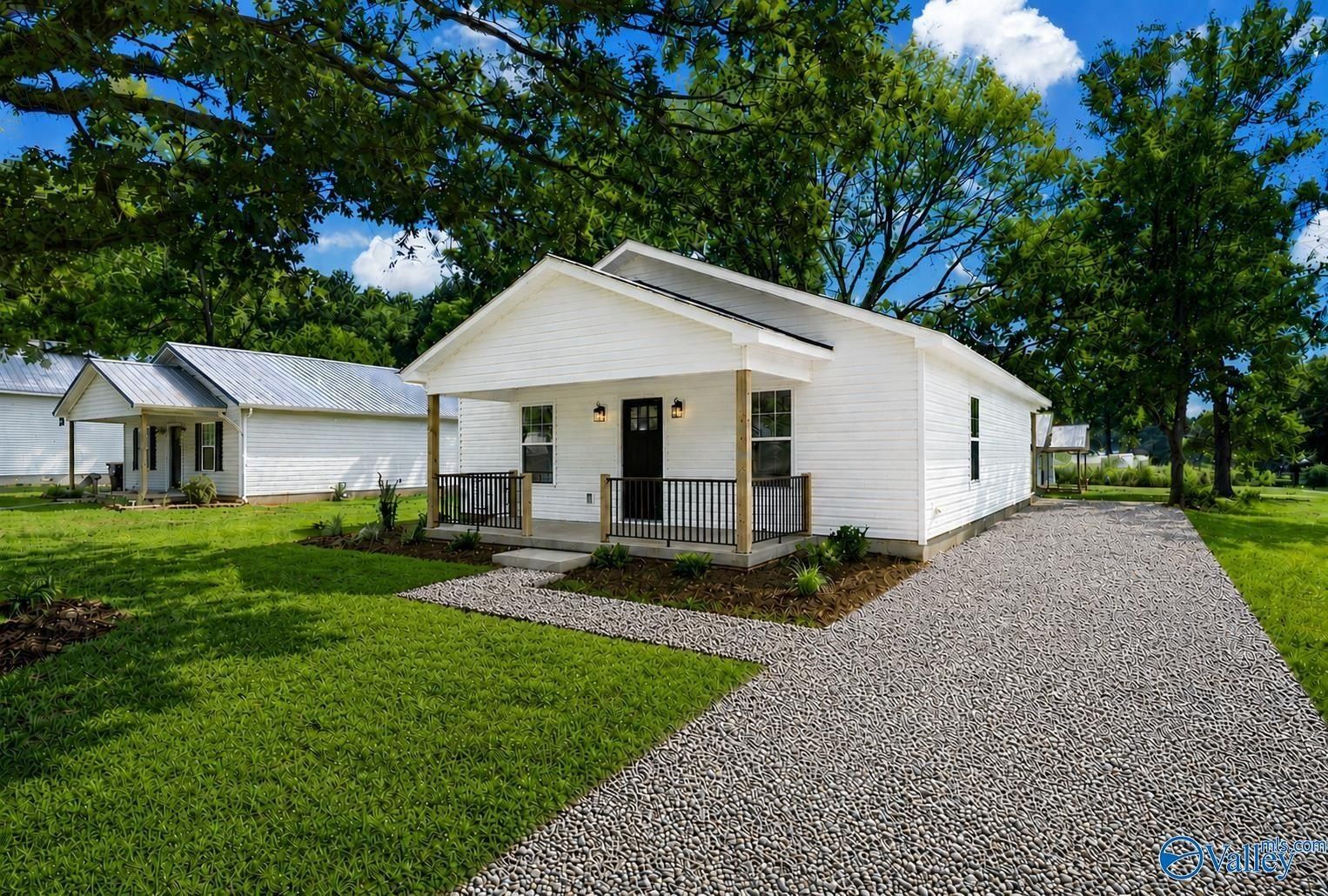 1504 Central Avenue. Gadsden, AL 35904