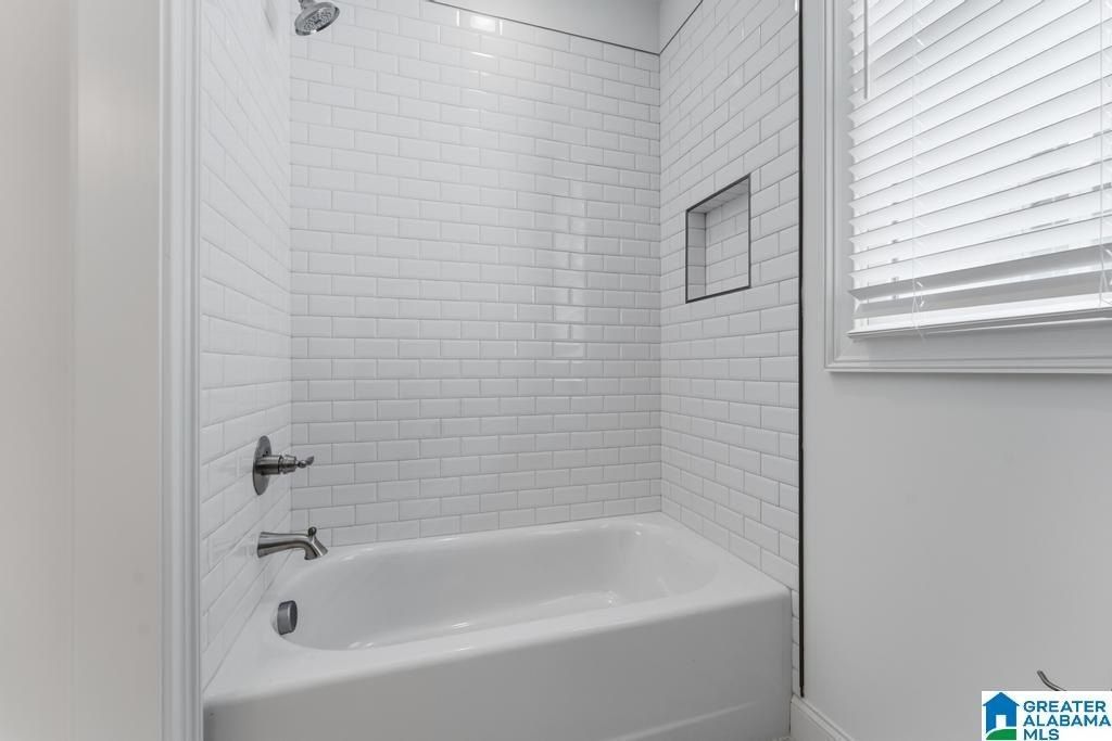1132 Ninas Way. Birmingham, AL 35243
