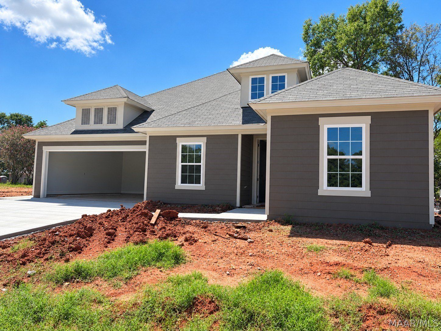 411 Briarwood Trace. Montgomery, AL 36117