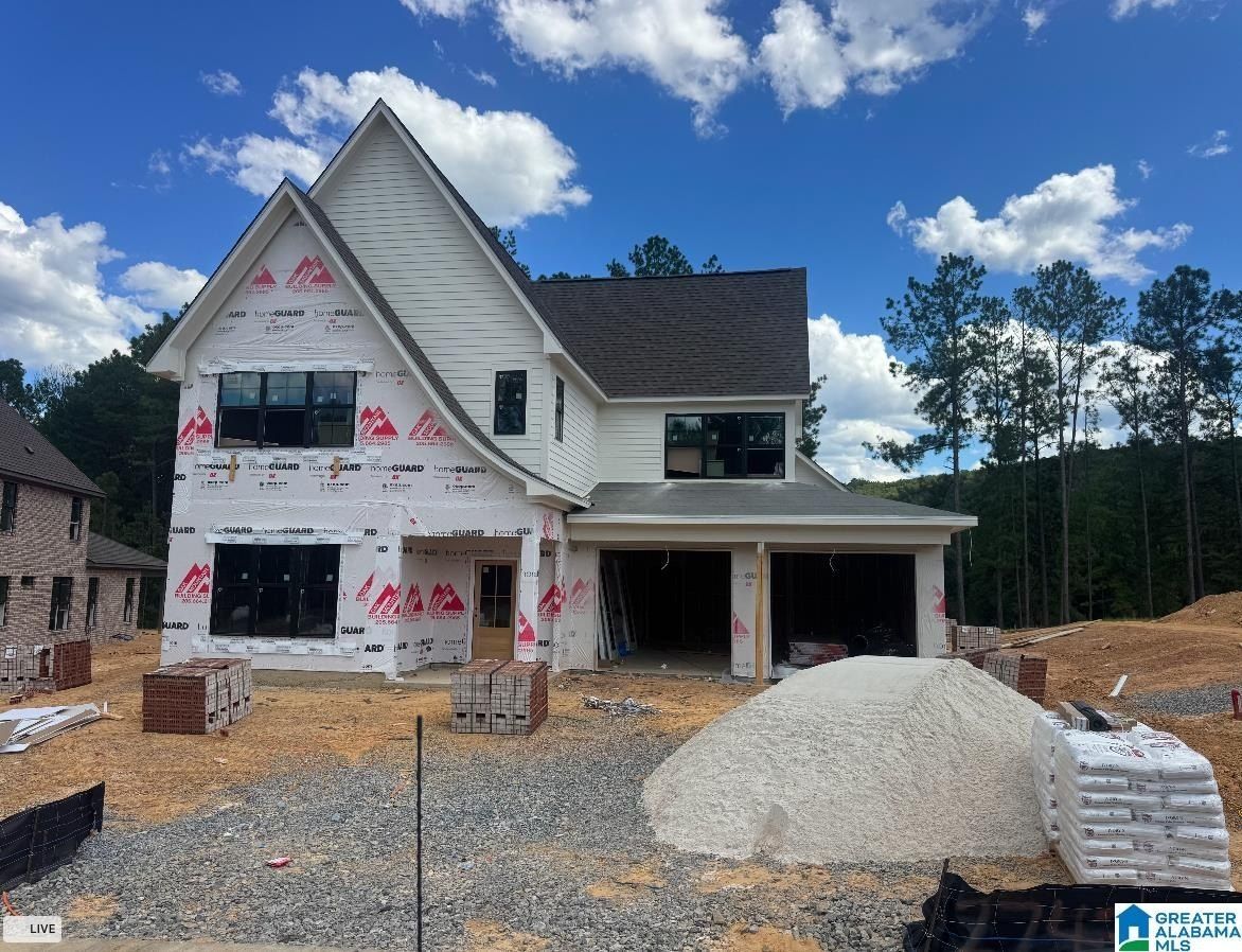 112 Sinclair Glen. Pelham, AL 35124