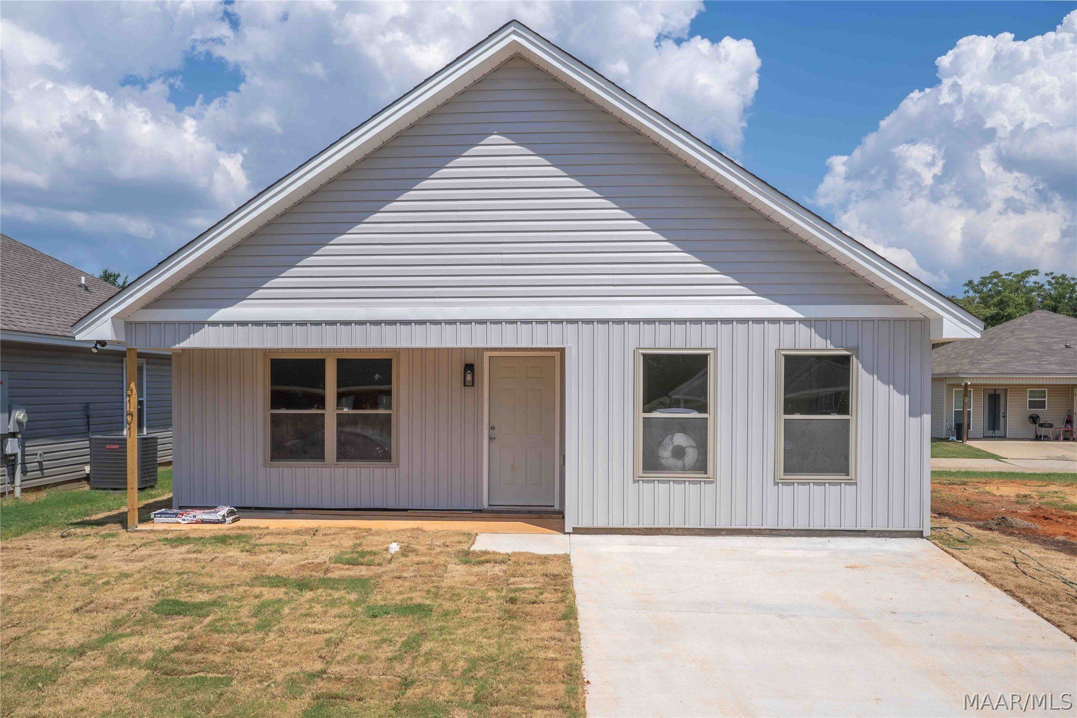 6101 Burbank Crossing Loop. Montgomery, AL 36117