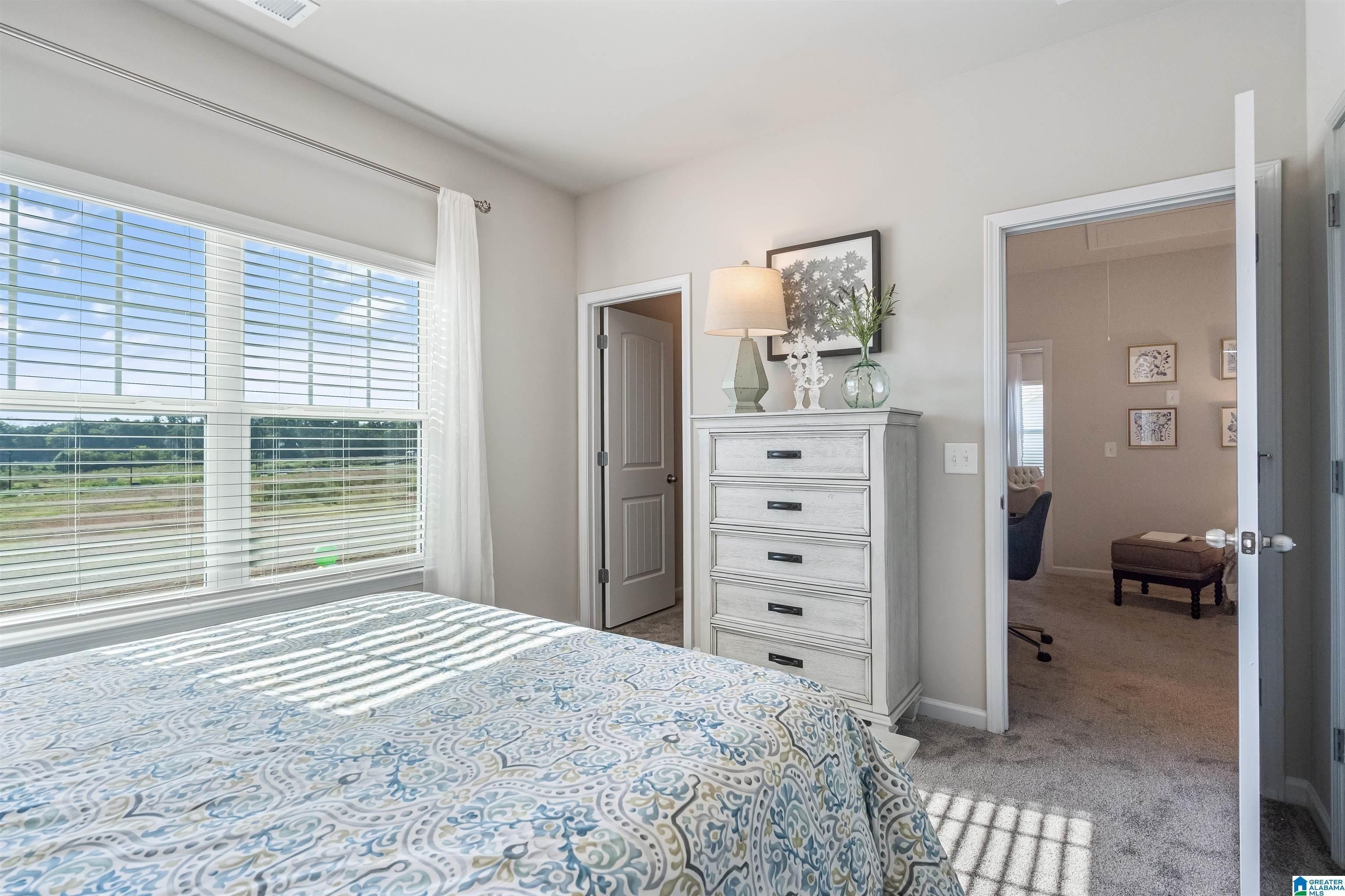2110 Sterling Circle. Odenville, AL 35120