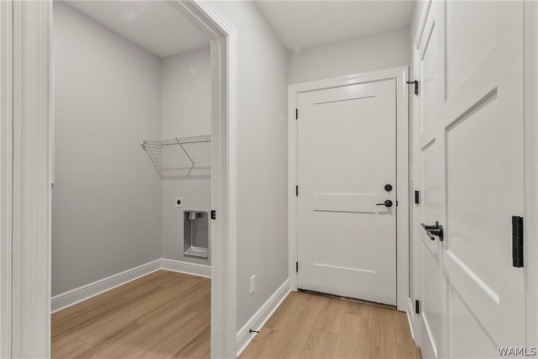 Vesta Drive. Tuscaloosa, AL 35406