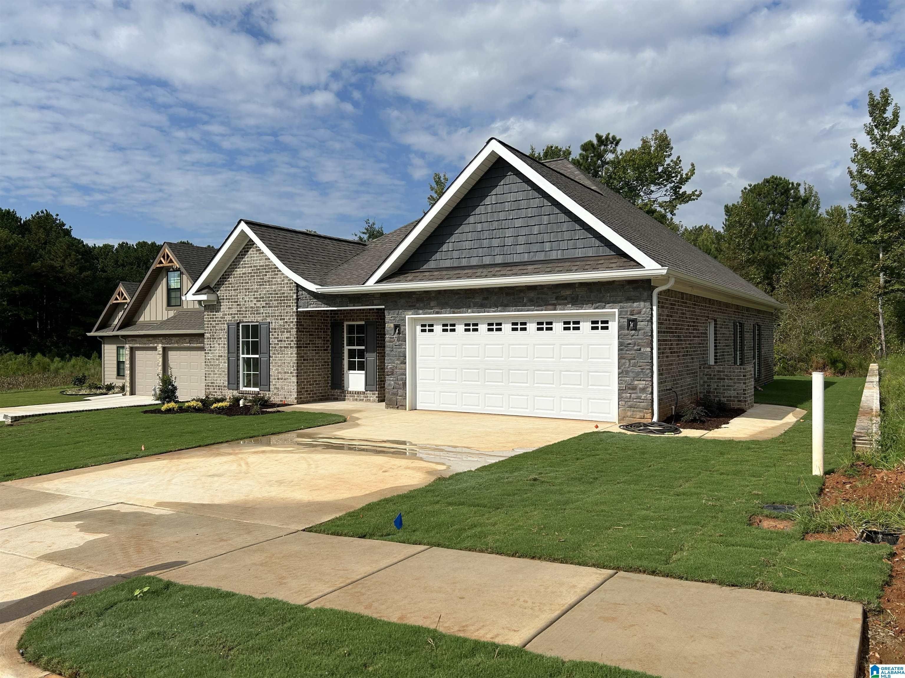 128 Village Circle. Anniston, AL 36207