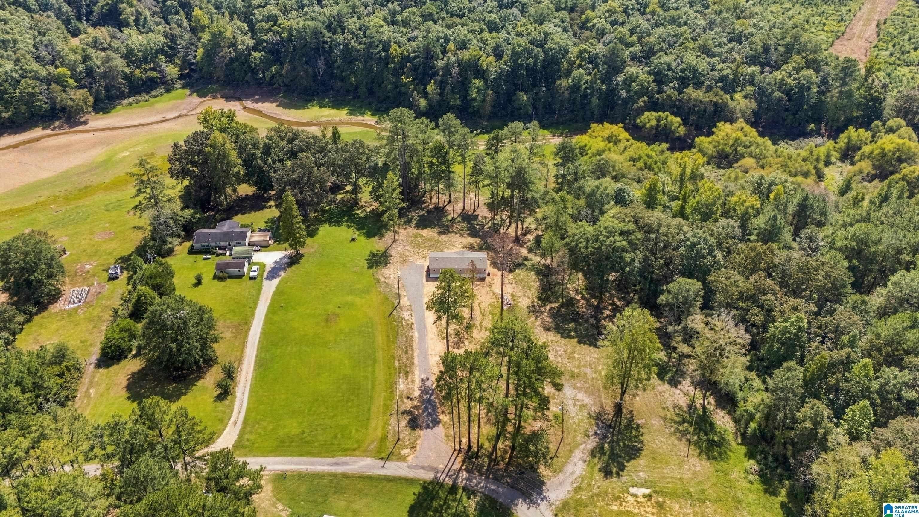 521 Hidden Cove Loop. Jasper, AL 35503