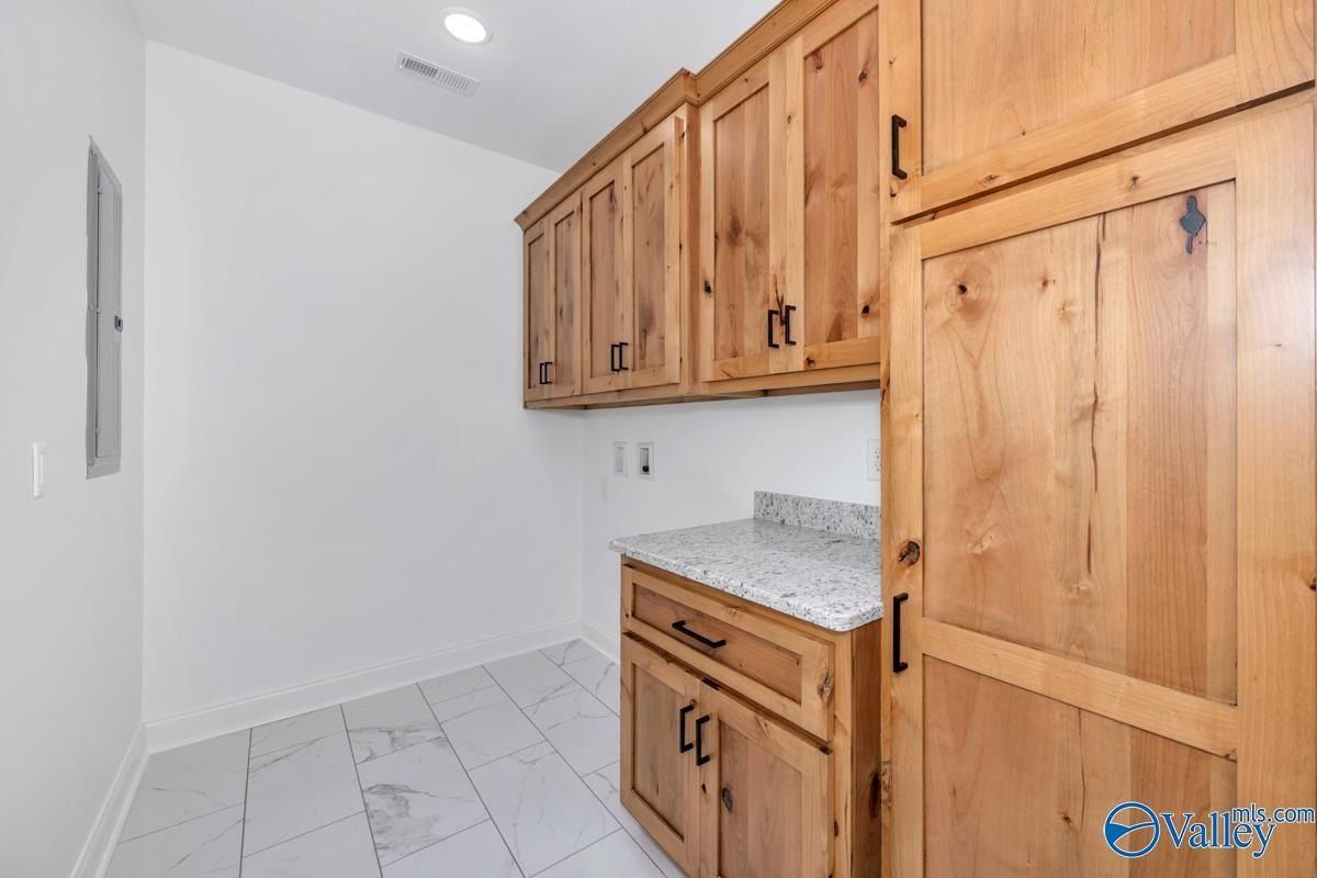 27968 Shannon Road. Ardmore, AL 35739
