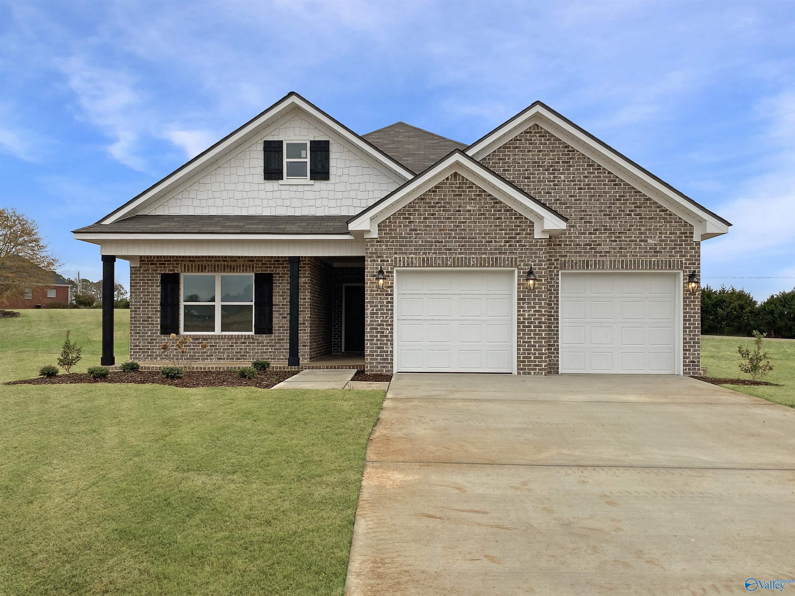 23979 Justin Brent Circle. Elkmont, AL 35620