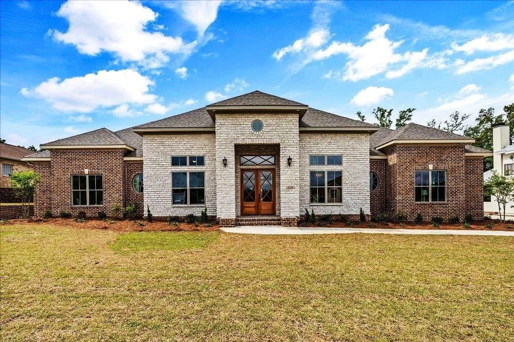 8529 Crepe Myrtle Court. Mobile, AL 36619