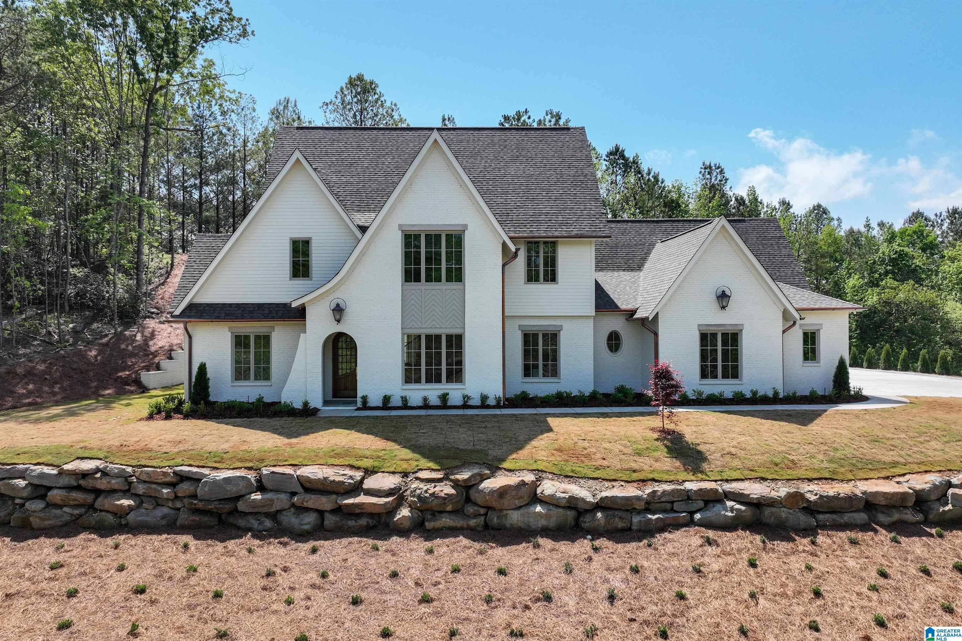 4381 Kings Mountain Ridge. Vestavia Hills, AL 35242